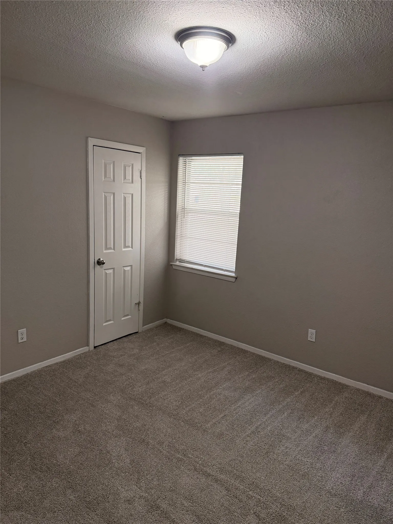 Single Family Residence For Rent in Tarrant County , 317 Apache Trail, Keller, Texas 76248, 3 Bedroom, 2 Bathroom, 2 Garage spaces, 1,376 Sqft, built in 1978, mls#21351458, Real Estate Agent in Keller, Homes For Rent in Tarrant county, Homes For Rent in Keller, Realtor in Keller Texas, Real Estate Brokerage Independent Realty Texas, Luminita Cordes Realtor