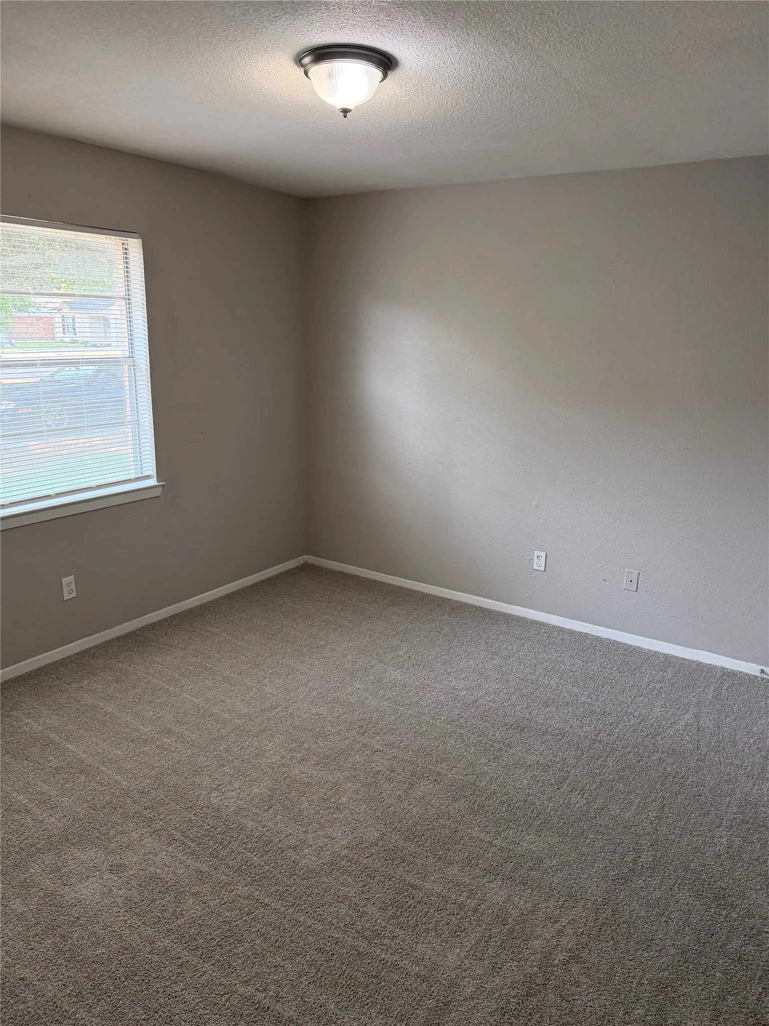 Single Family Residence For Rent in Tarrant County , 317 Apache Trail, Keller, Texas 76248, 3 Bedroom, 2 Bathroom, 2 Garage spaces, 1,376 Sqft, built in 1978, mls#21351458, Real Estate Agent in Keller, Homes For Rent in Tarrant county, Homes For Rent in Keller, Realtor in Keller Texas, Real Estate Brokerage Independent Realty Texas, Luminita Cordes Realtor