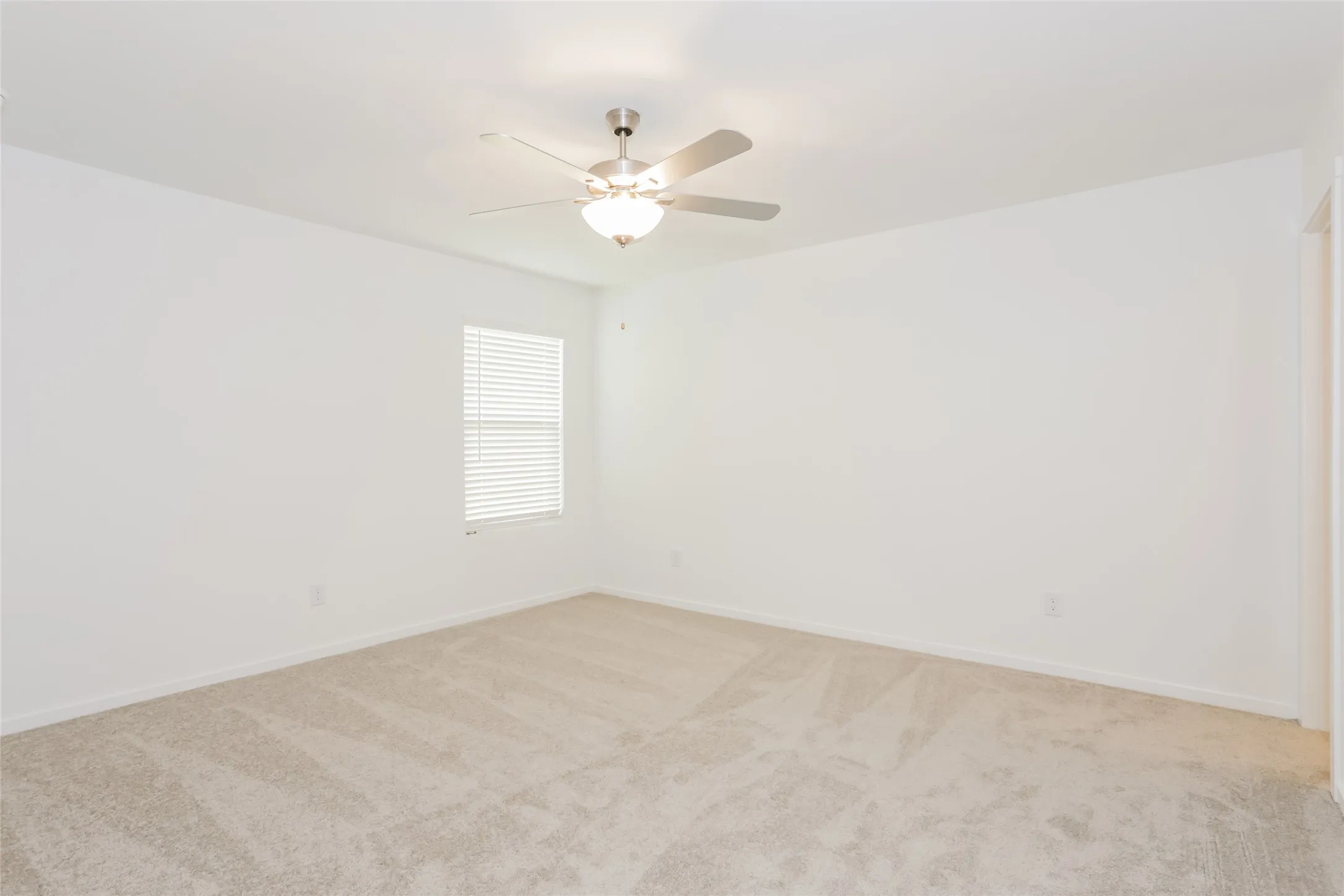 Single Family Residence For Rent in Tarrant County , 15208 Grappling Irons Lane, Haslet, Texas 76052, 3 Bedroom, 2 Bathroom, 2 Garage spaces, 1,522 Sqft, built in 2026, mls#21351462, Real Estate Agent in Haslet, Homes For Rent in Tarrant county, Homes For Rent in Haslet, Realtor in Haslet Texas, Real Estate Brokerage Independent Realty Texas, Luminita Cordes Realtor