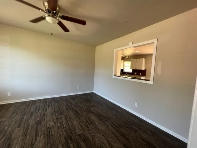 Single Family Residence For Rent in Taylor County , 2333 Marsalis Drive, Abilene, Texas 79603, 3 Bedroom, 2 Bathroom, 1 Garage spaces, 1,336 Sqft, built in 1961, mls#21351468, Real Estate Agent in Abilene, Homes For Rent in Taylor county, Homes For Rent in Abilene, Realtor in Abilene Texas, Real Estate Brokerage Independent Realty Texas, Luminita Cordes Realtor