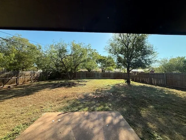 Single Family Residence For Rent in Taylor County , 2333 Marsalis Drive, Abilene, Texas 79603, 3 Bedroom, 2 Bathroom, 1 Garage spaces, 1,336 Sqft, built in 1961, mls#21351468, Real Estate Agent in Abilene, Homes For Rent in Taylor county, Homes For Rent in Abilene, Realtor in Abilene Texas, Real Estate Brokerage Independent Realty Texas, Luminita Cordes Realtor