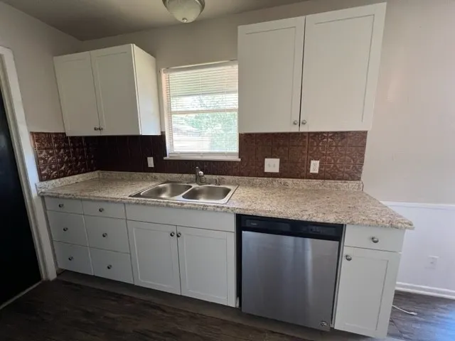 Single Family Residence For Rent in Taylor County , 2333 Marsalis Drive, Abilene, Texas 79603, 3 Bedroom, 2 Bathroom, 1 Garage spaces, 1,336 Sqft, built in 1961, mls#21351468, Real Estate Agent in Abilene, Homes For Rent in Taylor county, Homes For Rent in Abilene, Realtor in Abilene Texas, Real Estate Brokerage Independent Realty Texas, Luminita Cordes Realtor