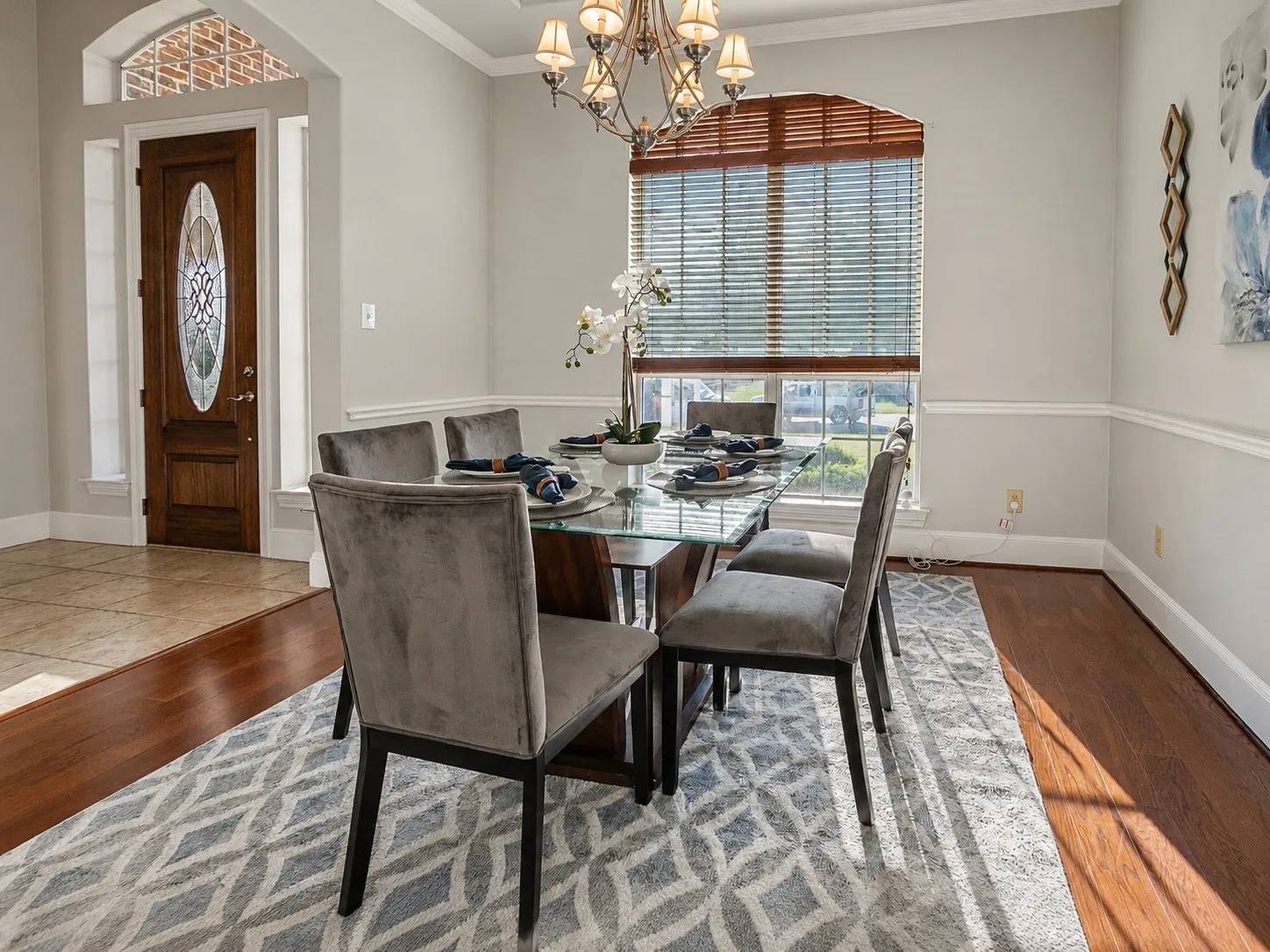 Single Family Residence For Sale in Rockwall County , 285 Partridge Drive, Mclendon Chisholm, Texas 75032, 4 Bedroom, 3 Bathroom, 3 Garage spaces, 2,780 Sqft, built in 2004, mls#21350781, Real Estate Agent in Mclendon Chisholm, Homes For Sale in Rockwall county, Homes For Sale in Mclendon Chisholm, Realtor in Mclendon Chisholm Texas, Real Estate Brokerage Independent Realty Texas, Luminita Cordes Realtor