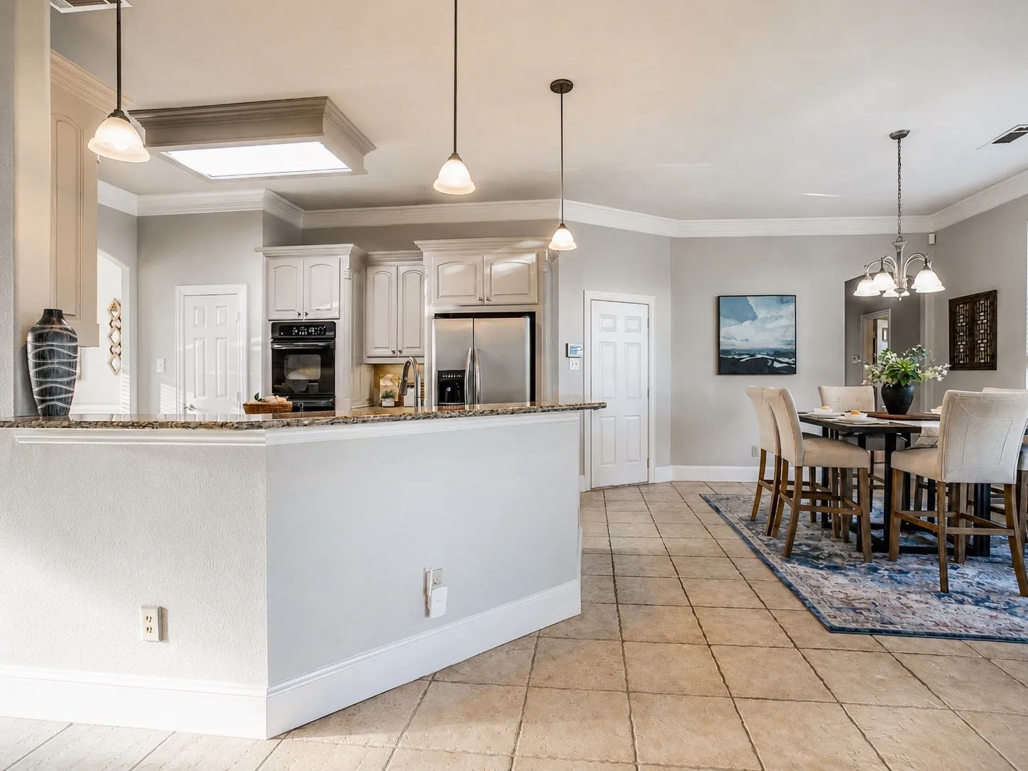 Single Family Residence For Sale in Rockwall County , 285 Partridge Drive, Mclendon Chisholm, Texas 75032, 4 Bedroom, 3 Bathroom, 3 Garage spaces, 2,780 Sqft, built in 2004, mls#21350781, Real Estate Agent in Mclendon Chisholm, Homes For Sale in Rockwall county, Homes For Sale in Mclendon Chisholm, Realtor in Mclendon Chisholm Texas, Real Estate Brokerage Independent Realty Texas, Luminita Cordes Realtor