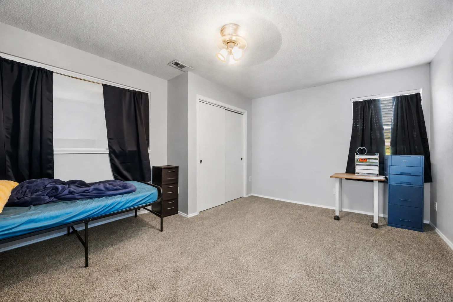Single Family Residence For Sale in Tarrant County , 4787 Wineberry Drive, Fort Worth, Texas 76137, 4 Bedroom, 2 Bathroom, 2 Garage spaces, 1,692 Sqft, built in 1986, mls#21351052, Real Estate Agent in Fort Worth, Homes For Sale in Tarrant county, Homes For Sale in Fort Worth, Realtor in Fort Worth Texas, Real Estate Brokerage Independent Realty Texas, Luminita Cordes Realtor