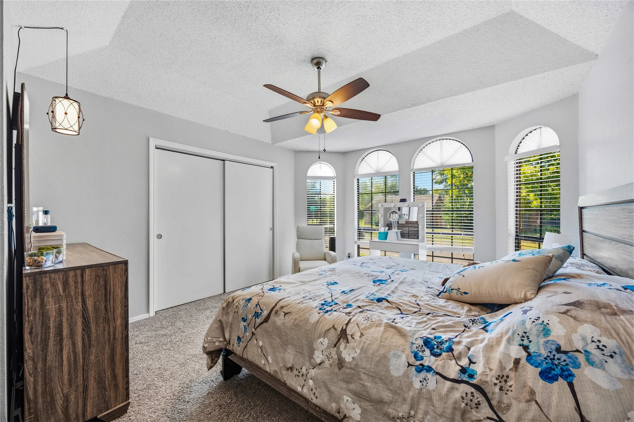 Single Family Residence For Sale in Tarrant County , 4787 Wineberry Drive, Fort Worth, Texas 76137, 4 Bedroom, 2 Bathroom, 2 Garage spaces, 1,692 Sqft, built in 1986, mls#21351052, Real Estate Agent in Fort Worth, Homes For Sale in Tarrant county, Homes For Sale in Fort Worth, Realtor in Fort Worth Texas, Real Estate Brokerage Independent Realty Texas, Luminita Cordes Realtor