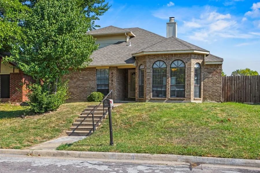 Single Family Residence For Sale in Tarrant County , 4787 Wineberry Drive, Fort Worth, Texas 76137, 4 Bedroom, 2 Bathroom, 2 Garage spaces, 1,692 Sqft, built in 1986, mls#21351052, Real Estate Agent in Fort Worth, Homes For Sale in Tarrant county, Homes For Sale in Fort Worth, Realtor in Fort Worth Texas, Real Estate Brokerage Independent Realty Texas, Luminita Cordes Realtor