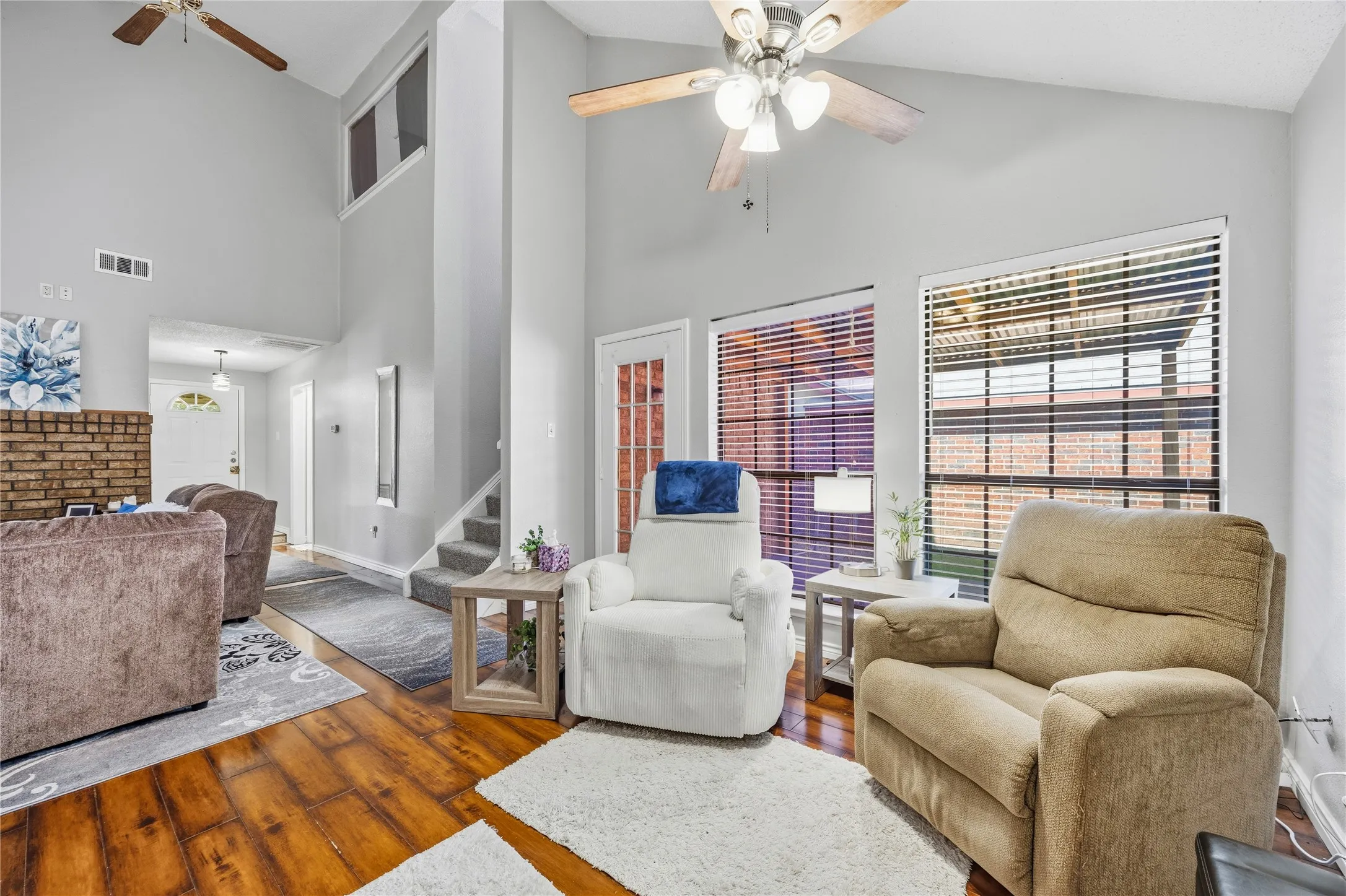 Single Family Residence For Sale in Tarrant County , 4787 Wineberry Drive, Fort Worth, Texas 76137, 4 Bedroom, 2 Bathroom, 2 Garage spaces, 1,692 Sqft, built in 1986, mls#21351052, Real Estate Agent in Fort Worth, Homes For Sale in Tarrant county, Homes For Sale in Fort Worth, Realtor in Fort Worth Texas, Real Estate Brokerage Independent Realty Texas, Luminita Cordes Realtor