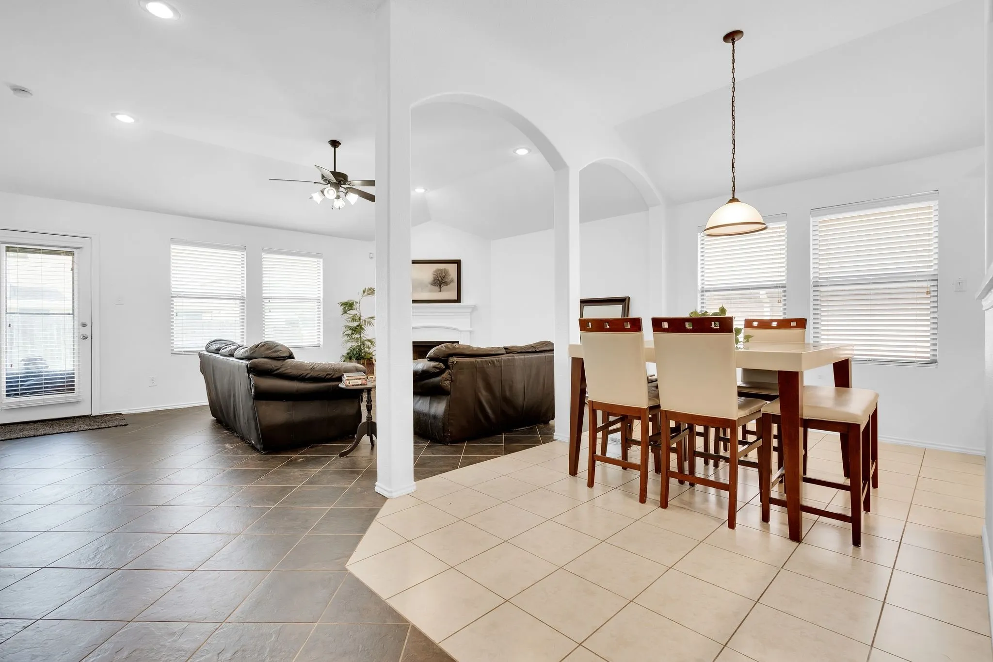 Single Family Residence For Sale in Tarrant County , 3908 Cloud Cover Road, Fort Worth, Texas 76262, 4 Bedroom, 2 Bathroom, 2 Garage spaces, 1,766 Sqft, built in 2008, mls#21351449, Real Estate Agent in Fort Worth, Homes For Sale in Tarrant county, Homes For Sale in Fort Worth, Realtor in Fort Worth Texas, Real Estate Brokerage Independent Realty Texas, Luminita Cordes Realtor