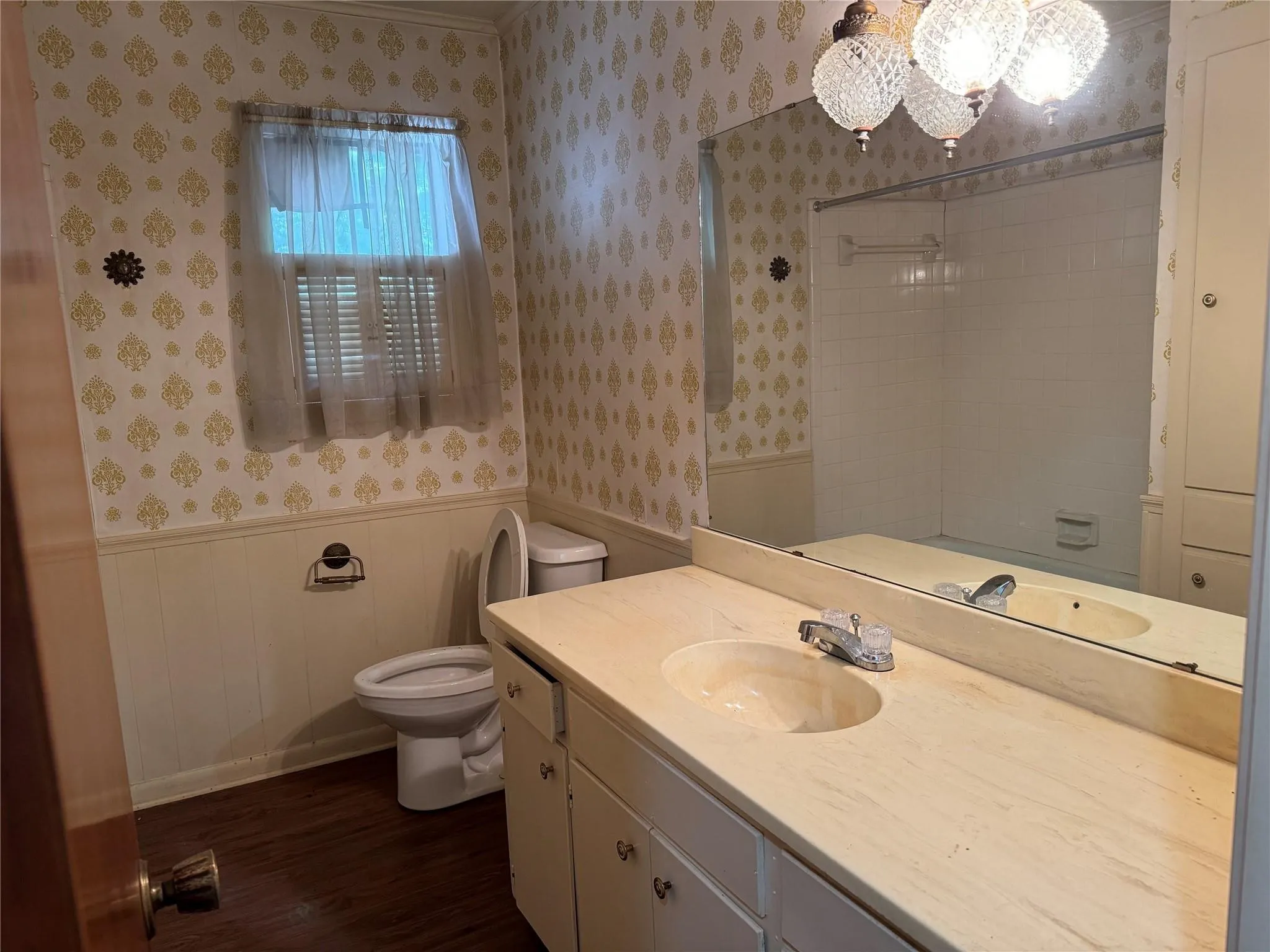 Hall Bathroom