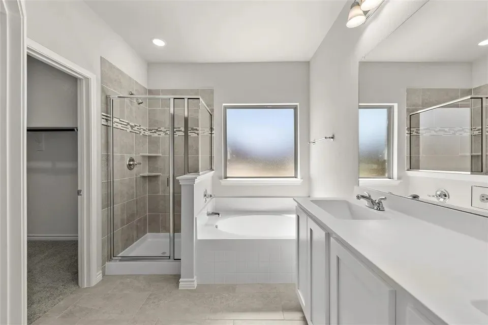 Single Family Residence For Sale in Tarrant County , 2845 Rose Heath Lane, Fort Worth, Texas 76108, 4 Bedroom, 3 Bathroom, 2 Garage spaces, 2,496 Sqft, built in 2022, mls#21351132, Real Estate Agent in Fort Worth, Homes For Sale in Tarrant county, Homes For Sale in Fort Worth, Realtor in Fort Worth Texas, Real Estate Brokerage Independent Realty Texas, Luminita Cordes Realtor