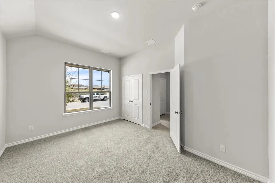 Single Family Residence For Sale in Tarrant County , 2845 Rose Heath Lane, Fort Worth, Texas 76108, 4 Bedroom, 3 Bathroom, 2 Garage spaces, 2,496 Sqft, built in 2022, mls#21351132, Real Estate Agent in Fort Worth, Homes For Sale in Tarrant county, Homes For Sale in Fort Worth, Realtor in Fort Worth Texas, Real Estate Brokerage Independent Realty Texas, Luminita Cordes Realtor