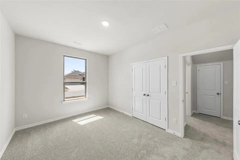 Single Family Residence For Sale in Tarrant County , 2845 Rose Heath Lane, Fort Worth, Texas 76108, 4 Bedroom, 3 Bathroom, 2 Garage spaces, 2,496 Sqft, built in 2022, mls#21351132, Real Estate Agent in Fort Worth, Homes For Sale in Tarrant county, Homes For Sale in Fort Worth, Realtor in Fort Worth Texas, Real Estate Brokerage Independent Realty Texas, Luminita Cordes Realtor