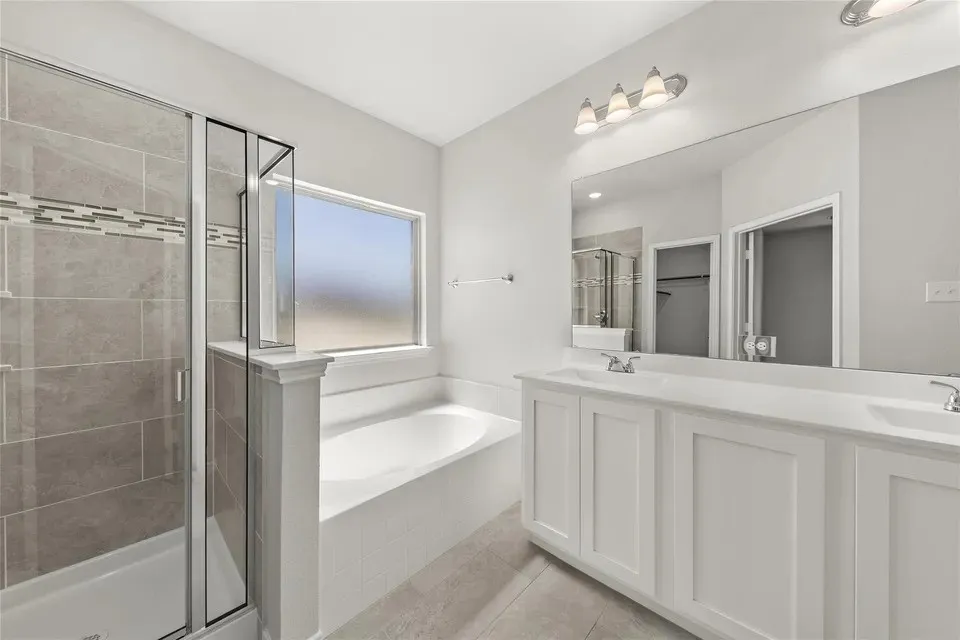 Single Family Residence For Sale in Tarrant County , 2845 Rose Heath Lane, Fort Worth, Texas 76108, 4 Bedroom, 3 Bathroom, 2 Garage spaces, 2,496 Sqft, built in 2022, mls#21351132, Real Estate Agent in Fort Worth, Homes For Sale in Tarrant county, Homes For Sale in Fort Worth, Realtor in Fort Worth Texas, Real Estate Brokerage Independent Realty Texas, Luminita Cordes Realtor