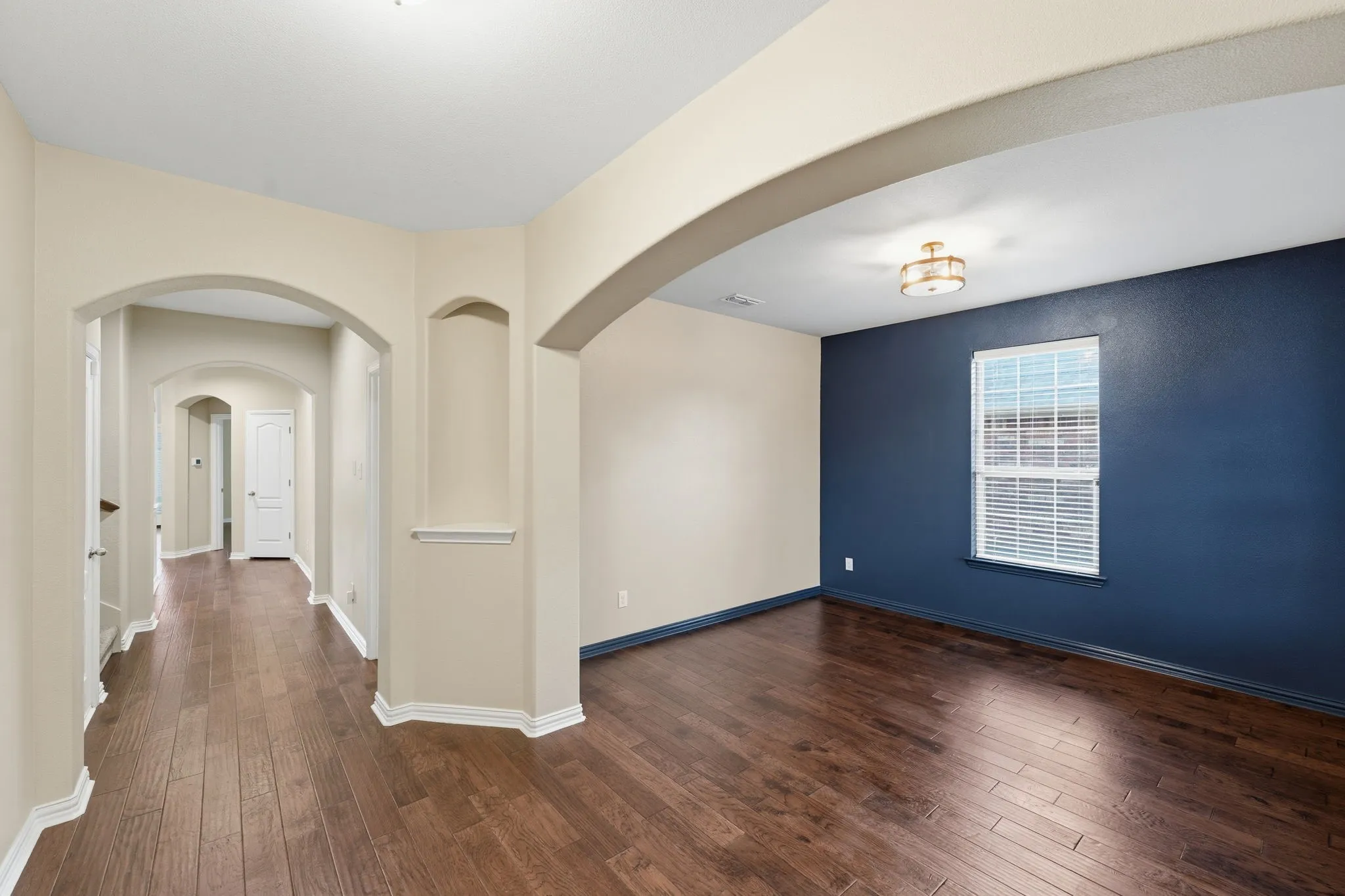Single Family Residence For Rent in Denton County , 2208 Gregory Creek Drive, Little Elm, Texas 75068, 5 Bedroom, 3 Bathroom, 2 Garage spaces, 3,262 Sqft, built in 2014, mls#21351509, Real Estate Agent in Little Elm, Homes For Rent in Denton county, Homes For Rent in Little Elm, Realtor in Little Elm Texas, Real Estate Brokerage Independent Realty Texas, Luminita Cordes Realtor
