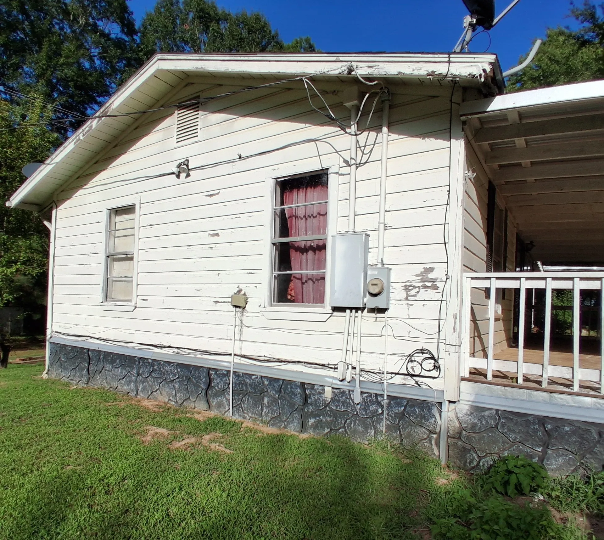 Single Family Residence For Sale in Cass County , 3200 Fm 1399, Linden, Texas 75563, 4 Bedroom, 3 Bathroom, Garage spaces, 2,224 Sqft, built in 1980, mls#21345995, Real Estate Agent in Linden, Homes For Sale in Cass county, Homes For Sale in Linden, Realtor in Linden Texas, Real Estate Brokerage Independent Realty Texas, Luminita Cordes Realtor