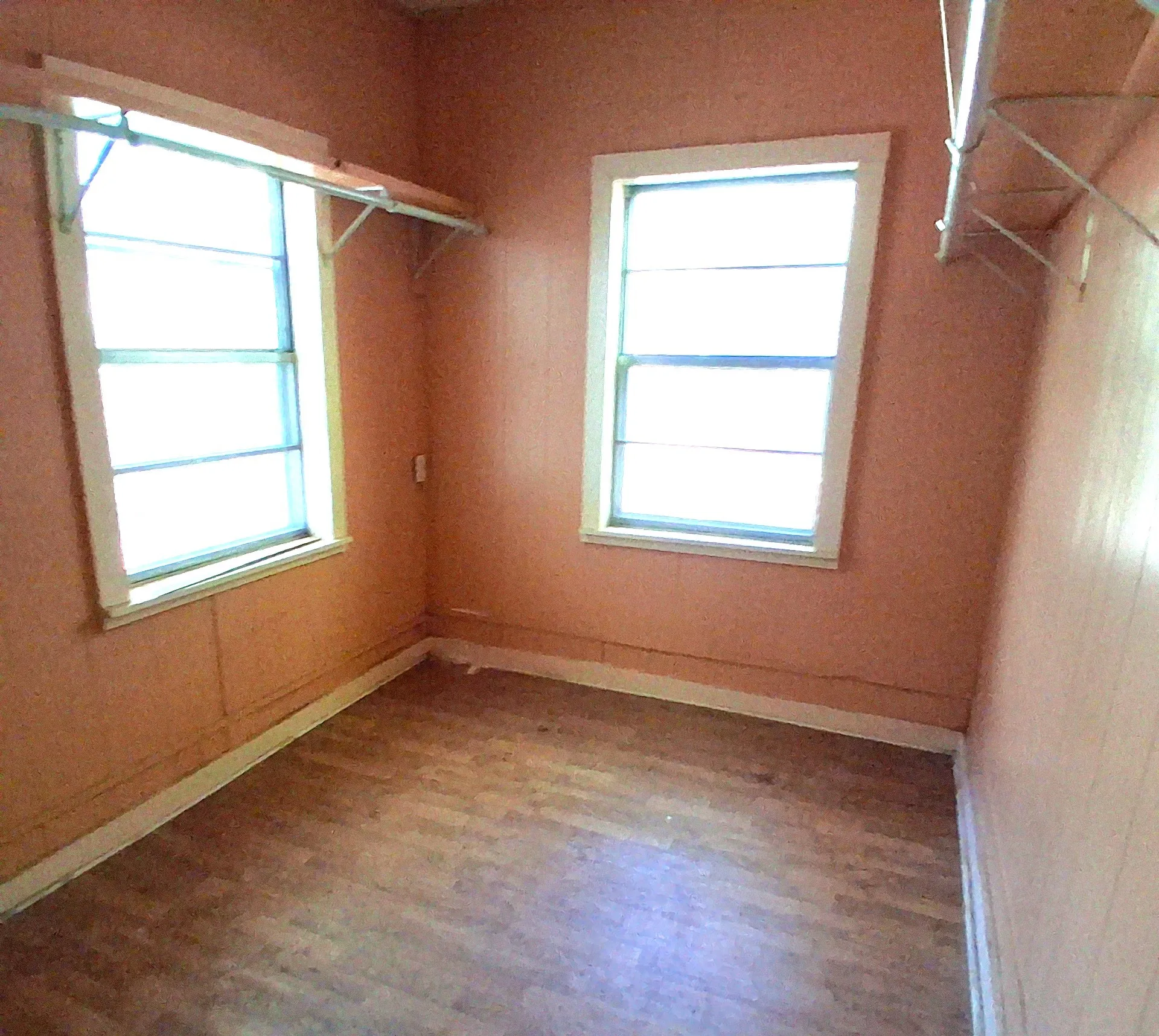 Single Family Residence For Sale in Cass County , 3200 Fm 1399, Linden, Texas 75563, 4 Bedroom, 3 Bathroom, Garage spaces, 2,224 Sqft, built in 1980, mls#21345995, Real Estate Agent in Linden, Homes For Sale in Cass county, Homes For Sale in Linden, Realtor in Linden Texas, Real Estate Brokerage Independent Realty Texas, Luminita Cordes Realtor
