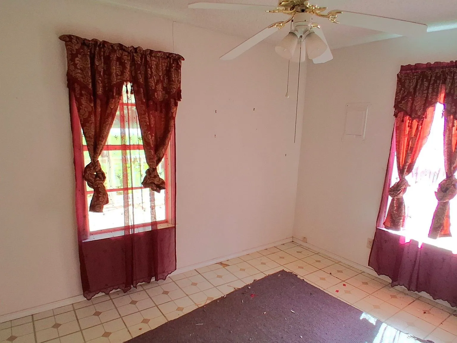 Single Family Residence For Sale in Cass County , 3200 Fm 1399, Linden, Texas 75563, 4 Bedroom, 3 Bathroom, Garage spaces, 2,224 Sqft, built in 1980, mls#21345995, Real Estate Agent in Linden, Homes For Sale in Cass county, Homes For Sale in Linden, Realtor in Linden Texas, Real Estate Brokerage Independent Realty Texas, Luminita Cordes Realtor