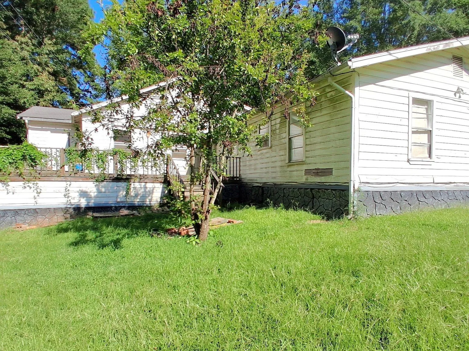 Single Family Residence For Sale in Cass County , 3200 Fm 1399, Linden, Texas 75563, 4 Bedroom, 3 Bathroom, Garage spaces, 2,224 Sqft, built in 1980, mls#21345995, Real Estate Agent in Linden, Homes For Sale in Cass county, Homes For Sale in Linden, Realtor in Linden Texas, Real Estate Brokerage Independent Realty Texas, Luminita Cordes Realtor