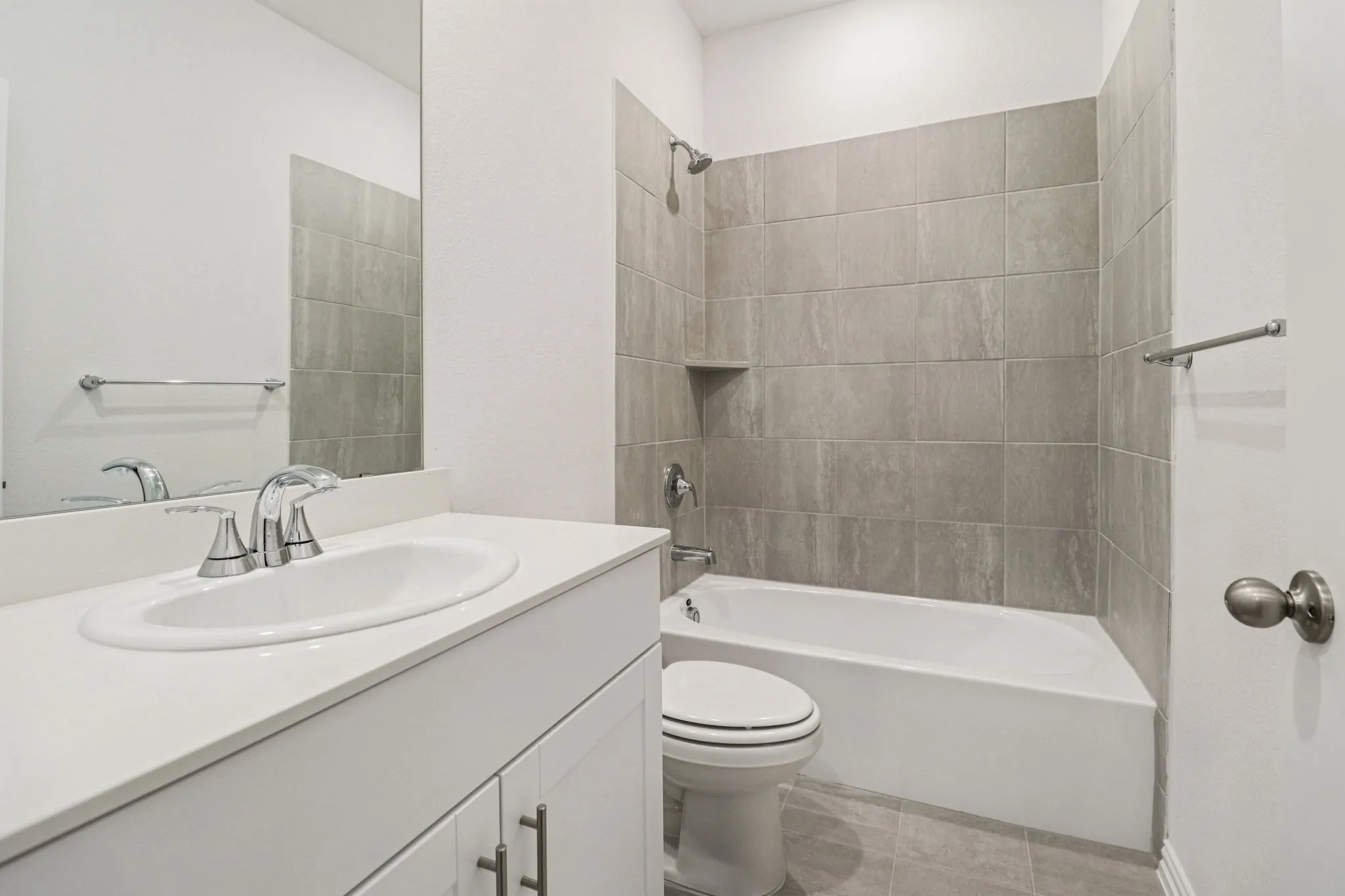 Photo is not of the actual home, but is an inspirational photo of builder’s model home and may depict options, furnishings, and/or decorator features that are not included.