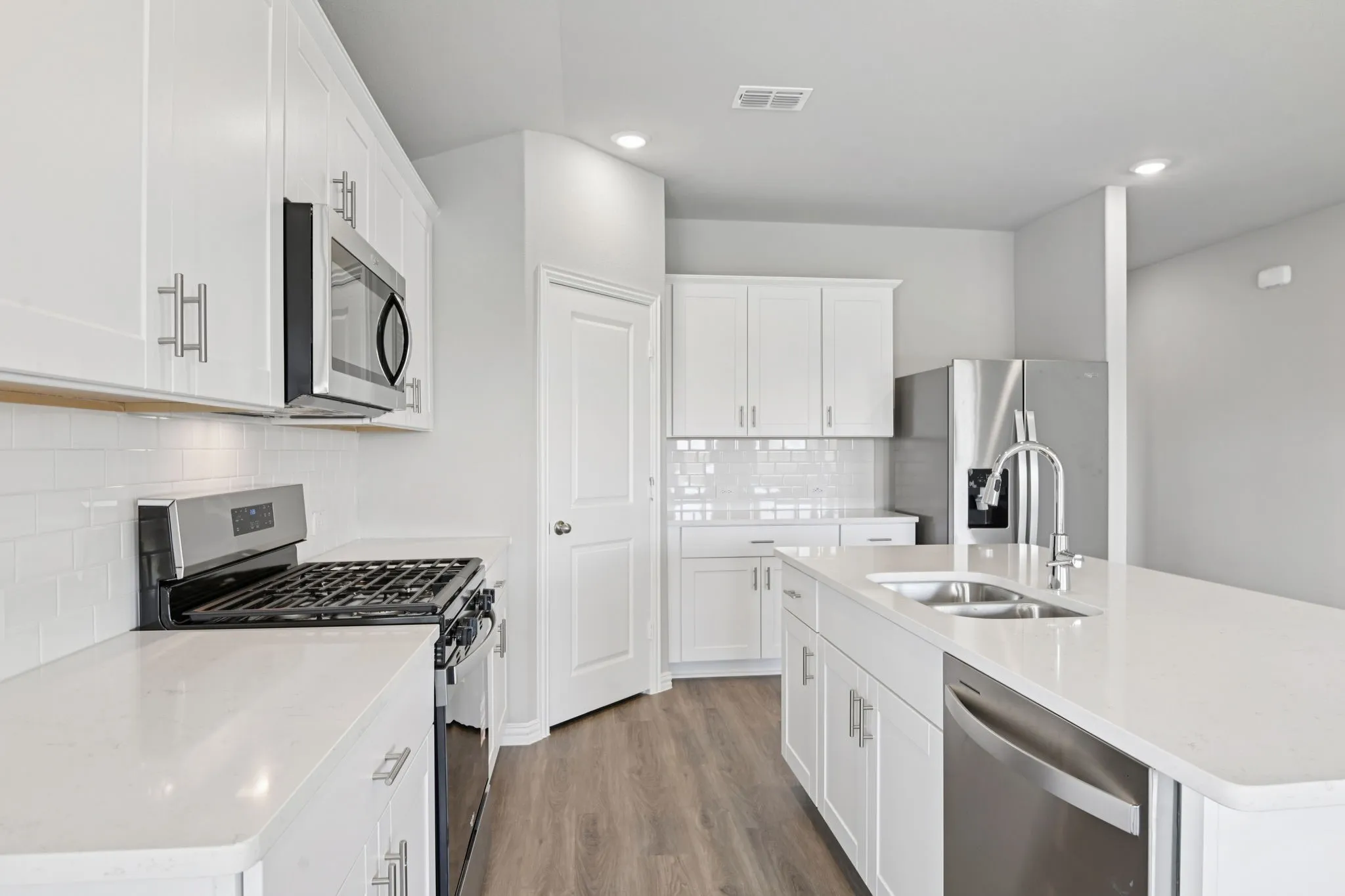 Photo is not of the actual home, but is an inspirational photo of builder’s model home and may depict options, furnishings, and/or decorator features that are not included.