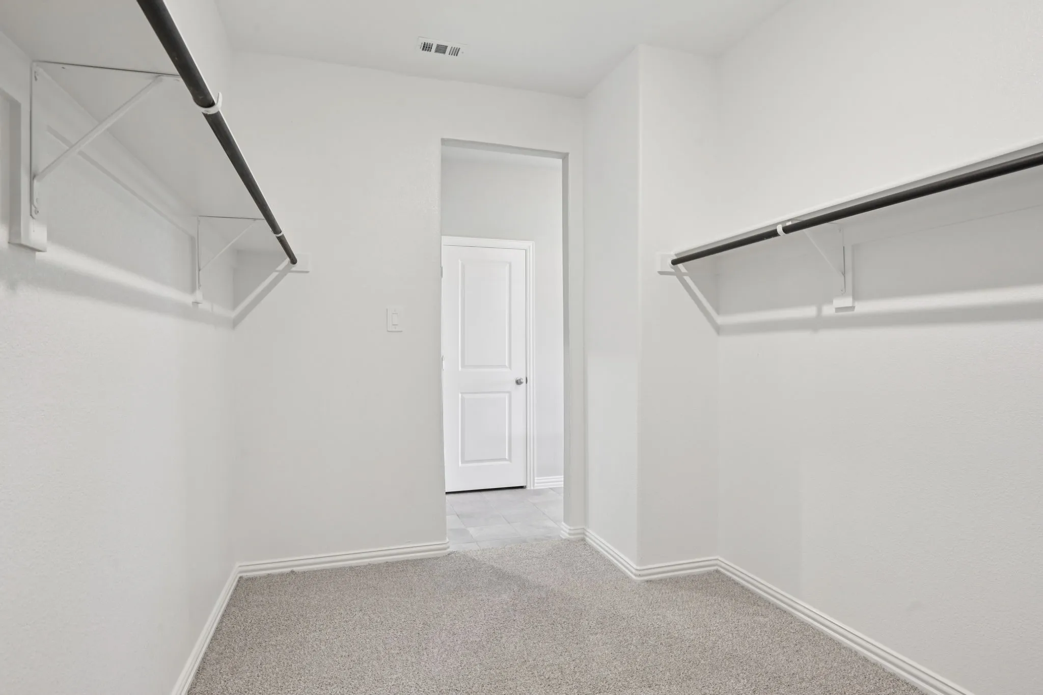 Photo is not of the actual home, but is an inspirational photo of builder’s model home and may depict options, furnishings, and/or decorator features that are not included.