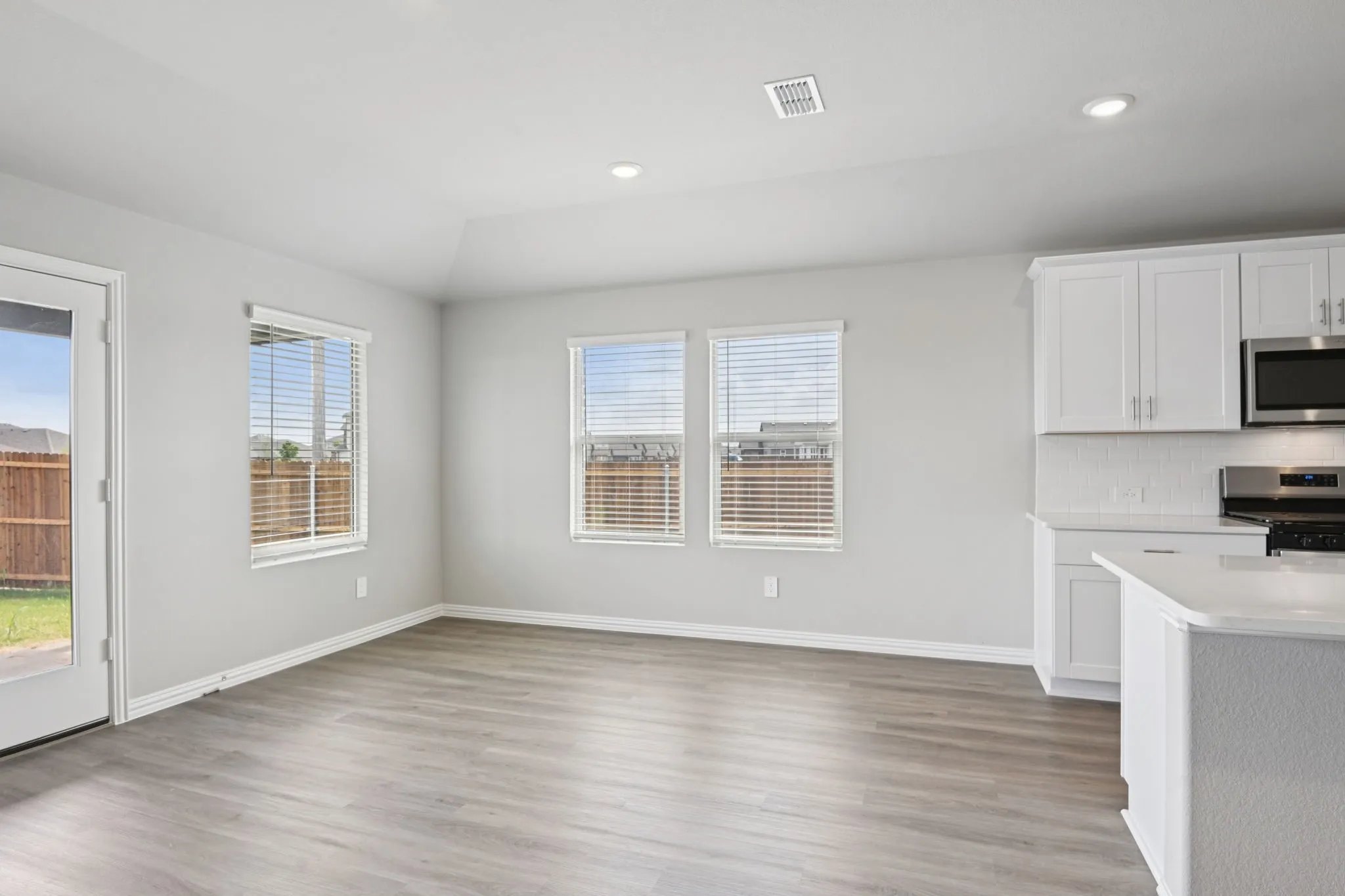 Photo is not of the actual home, but is an inspirational photo of builder’s model home and may depict options, furnishings, and/or decorator features that are not included.