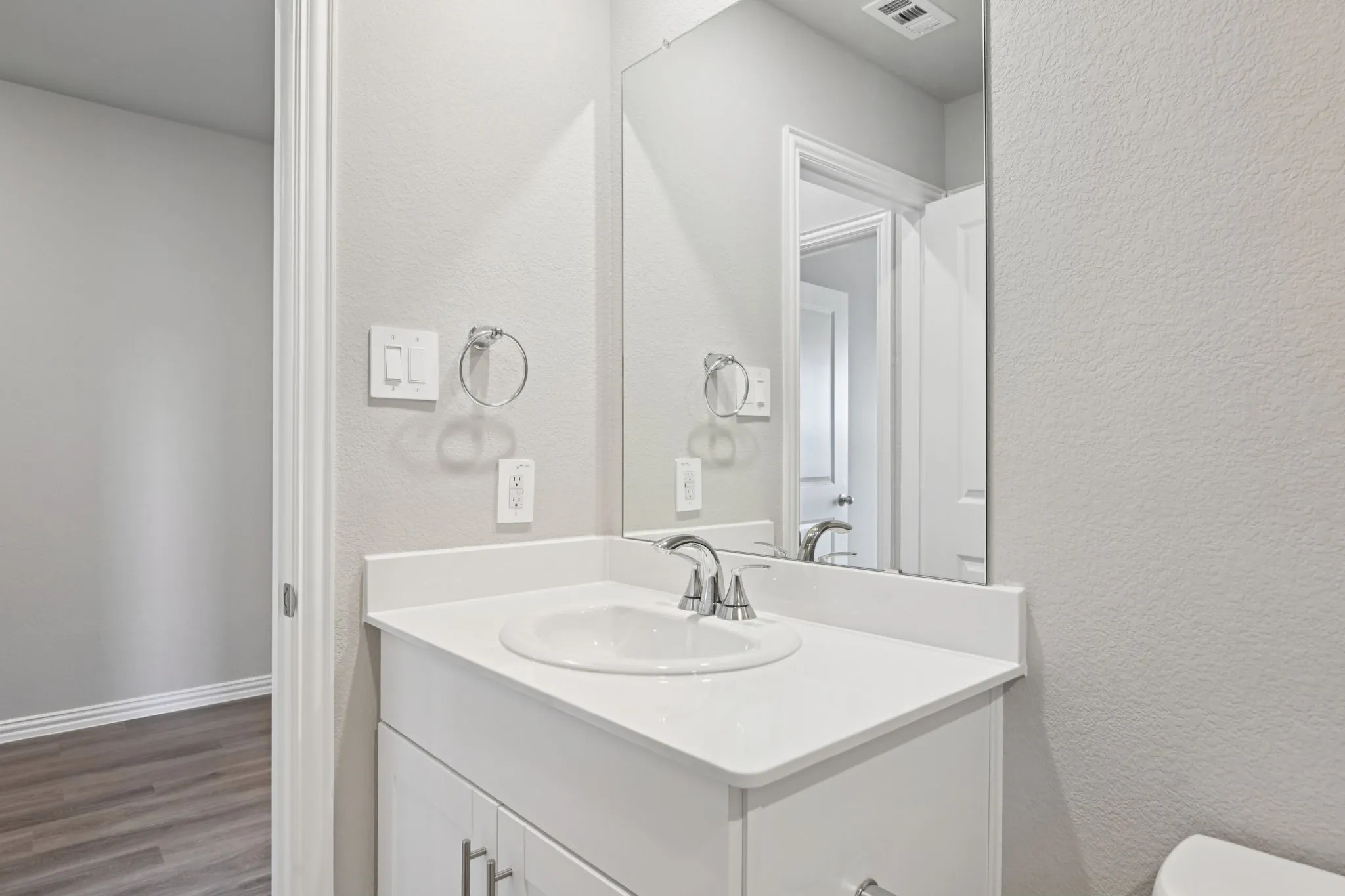 Photo is not of the actual home, but is an inspirational photo of builder’s model home and may depict options, furnishings, and/or decorator features that are not included.
