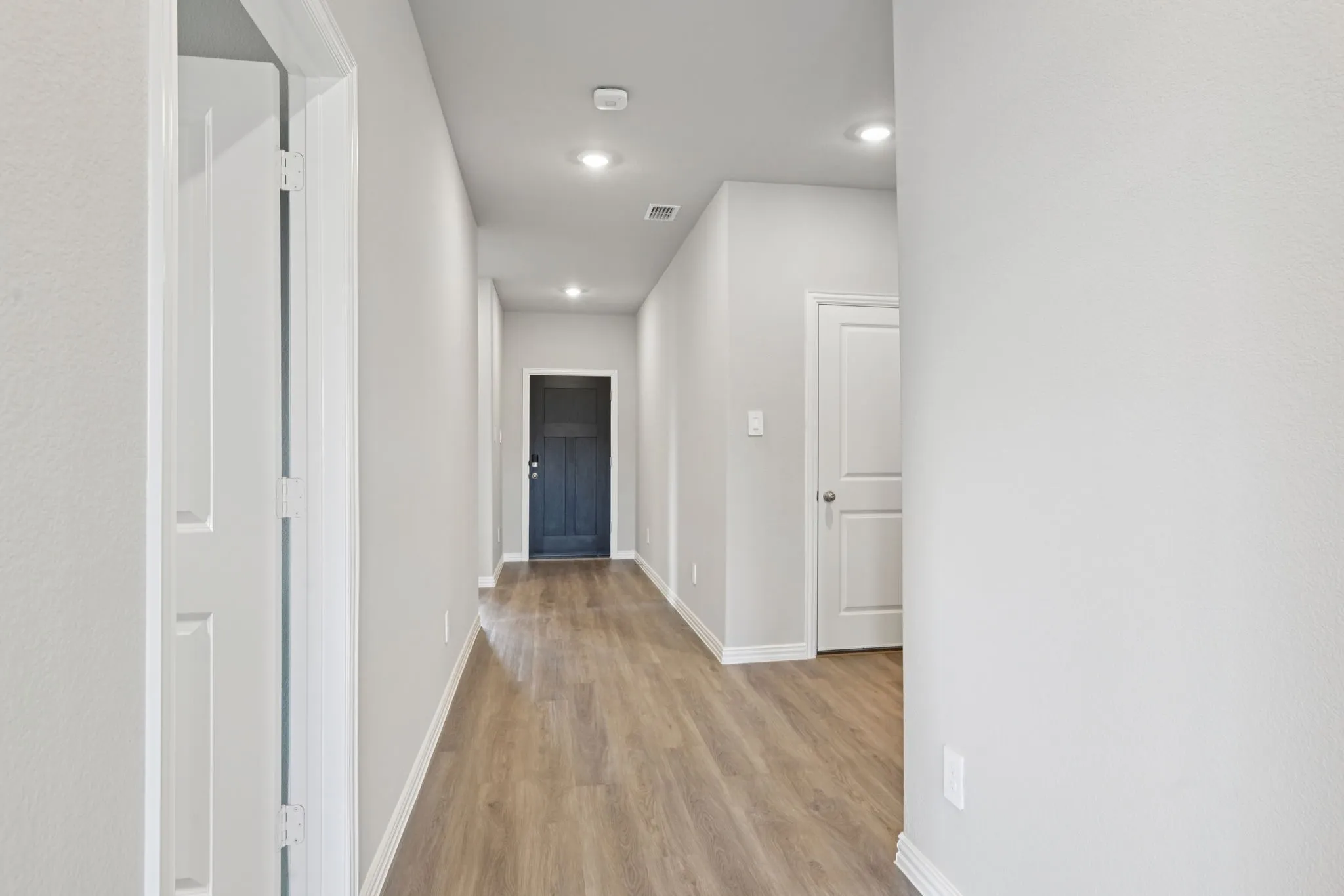 Photo is not of the actual home, but is an inspirational photo of builder’s model home and may depict options, furnishings, and/or decorator features that are not included.