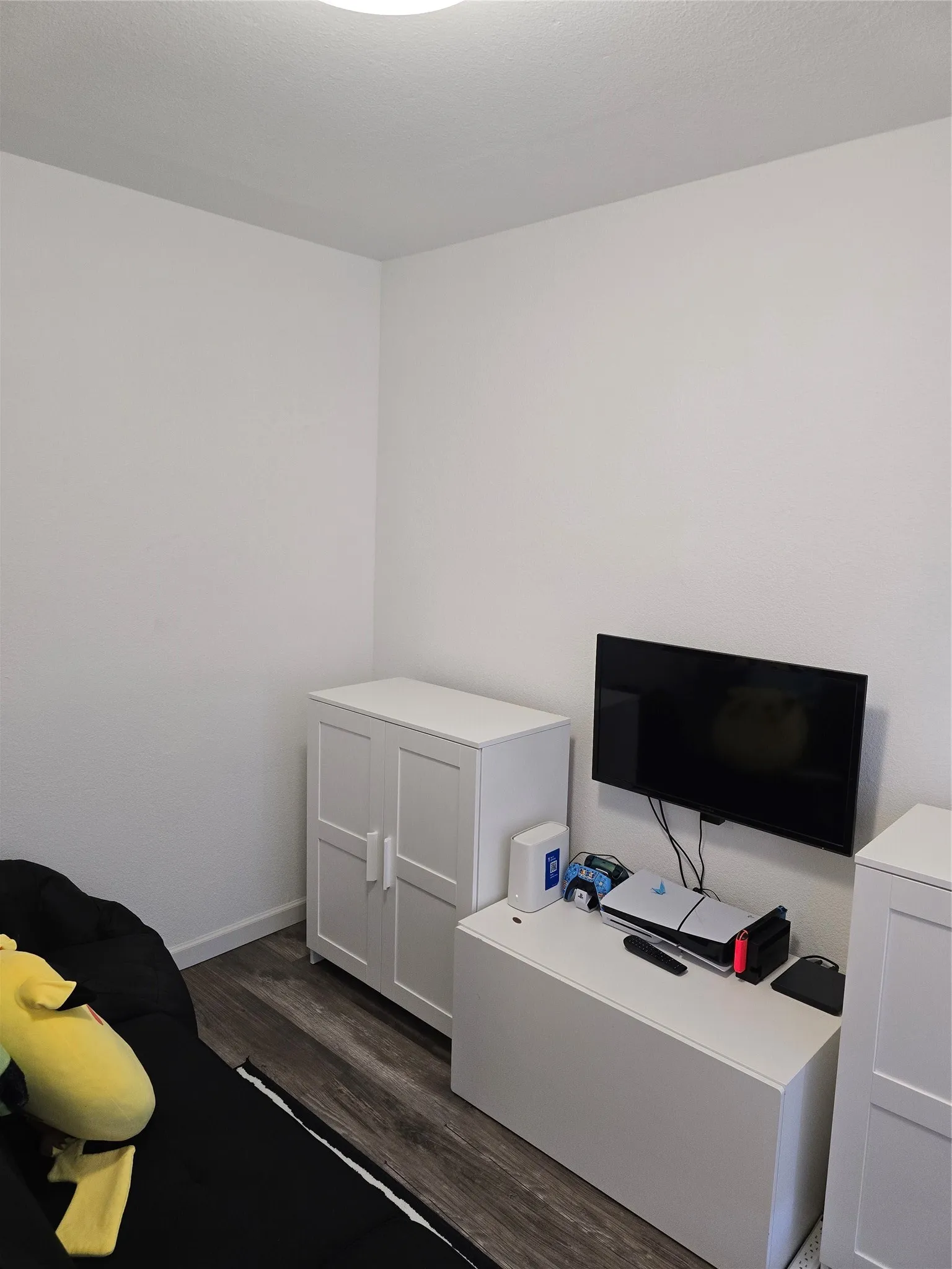 game room/2nd living