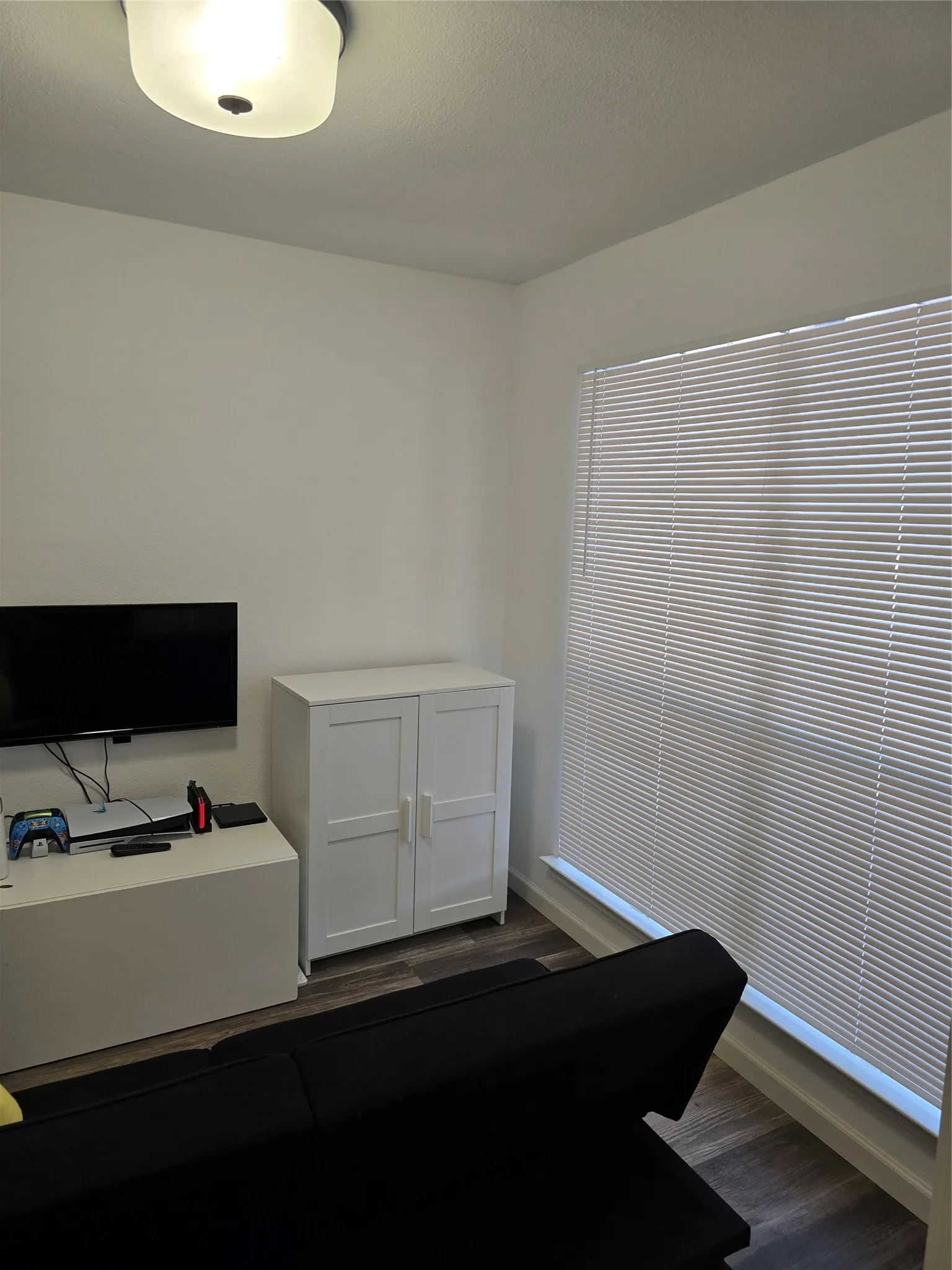 game room/2nd living