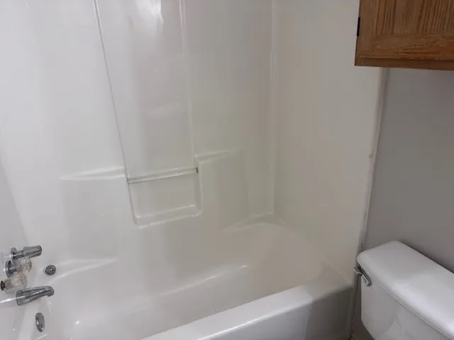 Duplex For Rent in Lamar County , 125-165 12th Street SE 135, Paris, Texas 75460, 2 Bedroom, 2 Bathroom, Garage spaces, 5,373 Sqft, built in 0, mls#21351560, Real Estate Agent in Paris, Homes For Rent in Lamar county, Homes For Rent in Paris, Realtor in Paris Texas, Real Estate Brokerage Independent Realty Texas, Luminita Cordes Realtor