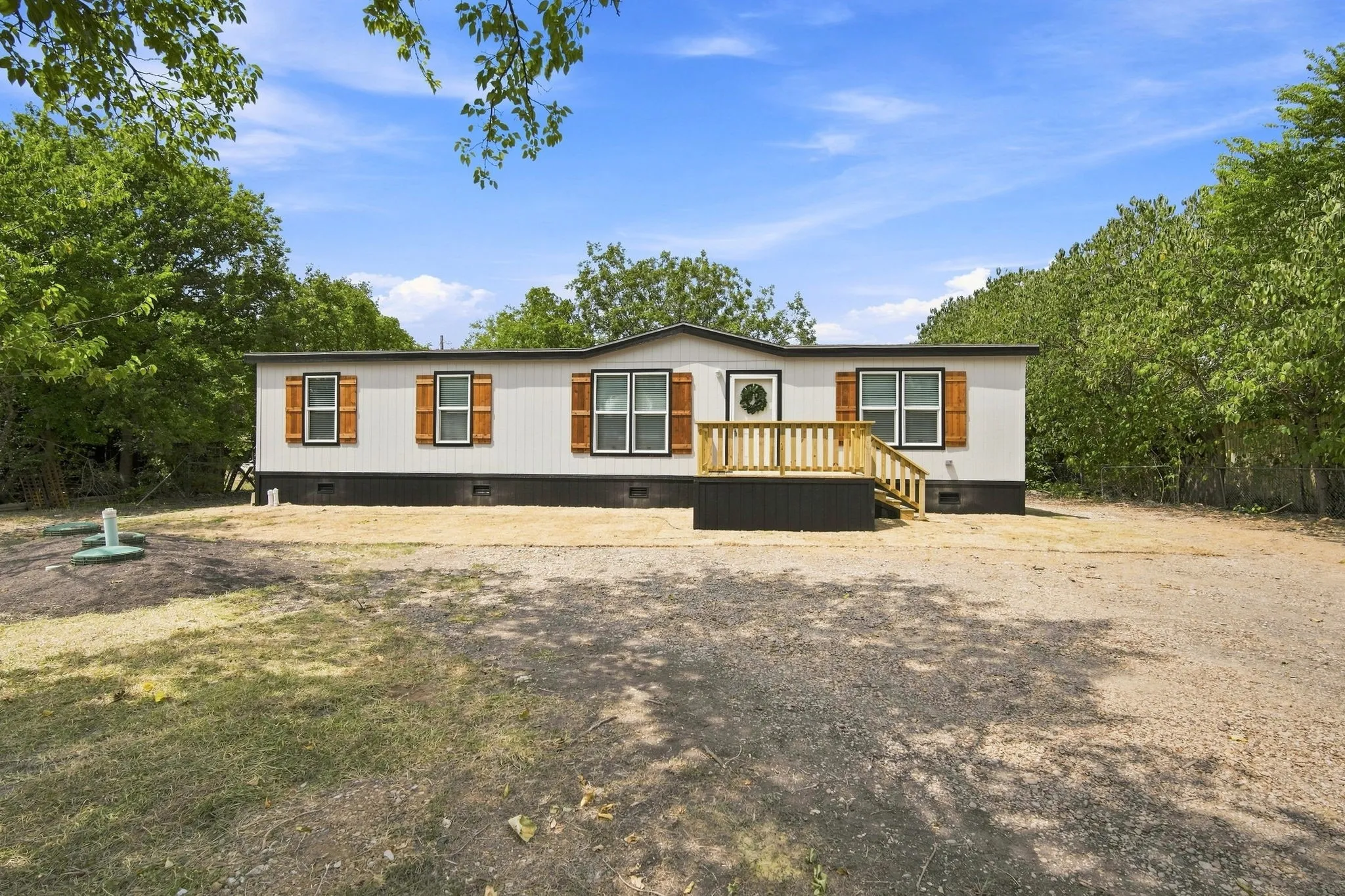 Mobile Home For Sale in Ellis County , 205 Lazy Lane, Red Oak, Texas 75154, 4 Bedroom, 2 Bathroom, Garage spaces, 1,474 Sqft, built in 2026, mls#21351368, Real Estate Agent in Red Oak, Homes For Sale in Ellis county, Homes For Sale in Red Oak, Realtor in Red Oak Texas, Real Estate Brokerage Independent Realty Texas, Luminita Cordes Realtor