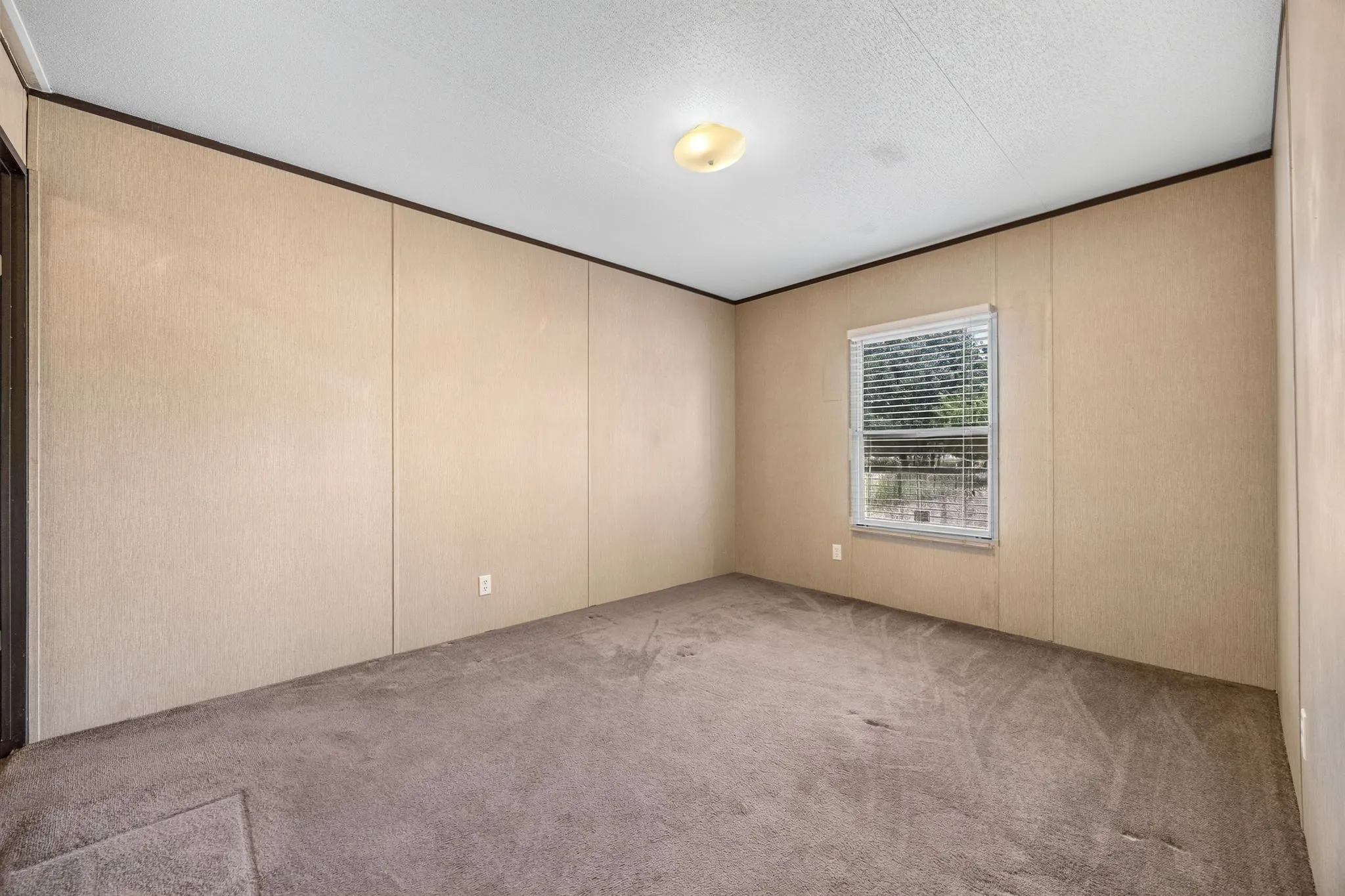 Mobile Home For Sale in Kaufman County , 1250 Brooks Lane, Kaufman, Texas 75142, 3 Bedroom, 2 Bathroom, Garage spaces, 1,493 Sqft, built in 2016, mls#21351097, Real Estate Agent in Kaufman, Homes For Sale in Kaufman county, Homes For Sale in Kaufman, Realtor in Kaufman Texas, Real Estate Brokerage Independent Realty Texas, Luminita Cordes Realtor