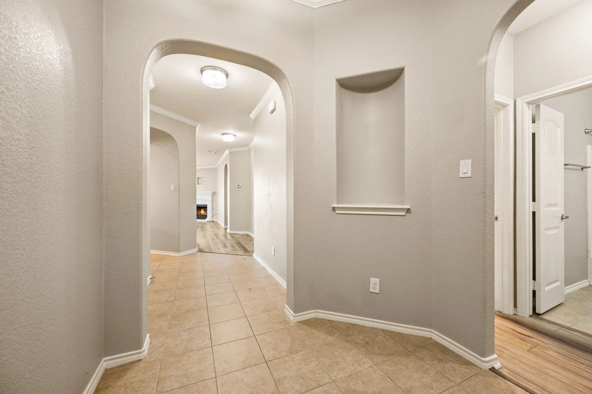 Single Family Residence For Rent in Denton County , 1224 Diablo Pass, Fort Worth, Texas 76052, 3 Bedroom, 2 Bathroom, 2 Garage spaces, 1,737 Sqft, built in 2011, mls#21351410, Real Estate Agent in Fort Worth, Homes For Rent in Denton county, Homes For Rent in Fort Worth, Realtor in Fort Worth Texas, Real Estate Brokerage Independent Realty Texas, Luminita Cordes Realtor