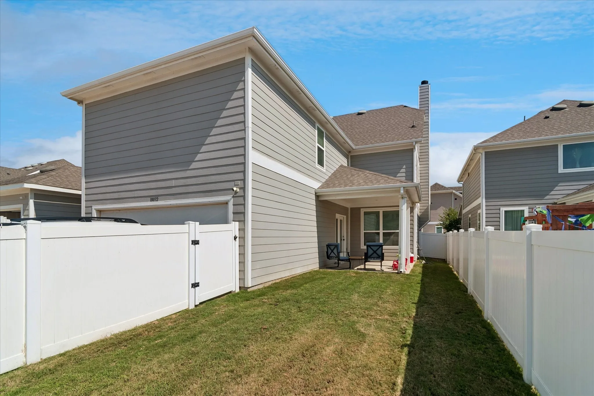 Single Family Residence For Rent in Denton County , 10032 Travis Drive, Providence Village, Texas 76227, 4 Bedroom, 4 Bathroom, 2 Garage spaces, 3,070 Sqft, built in 2020, mls#21350598, Real Estate Agent in Providence Village, Homes For Rent in Denton county, Homes For Rent in Providence Village, Realtor in Providence Village Texas, Real Estate Brokerage Independent Realty Texas, Luminita Cordes Realtor