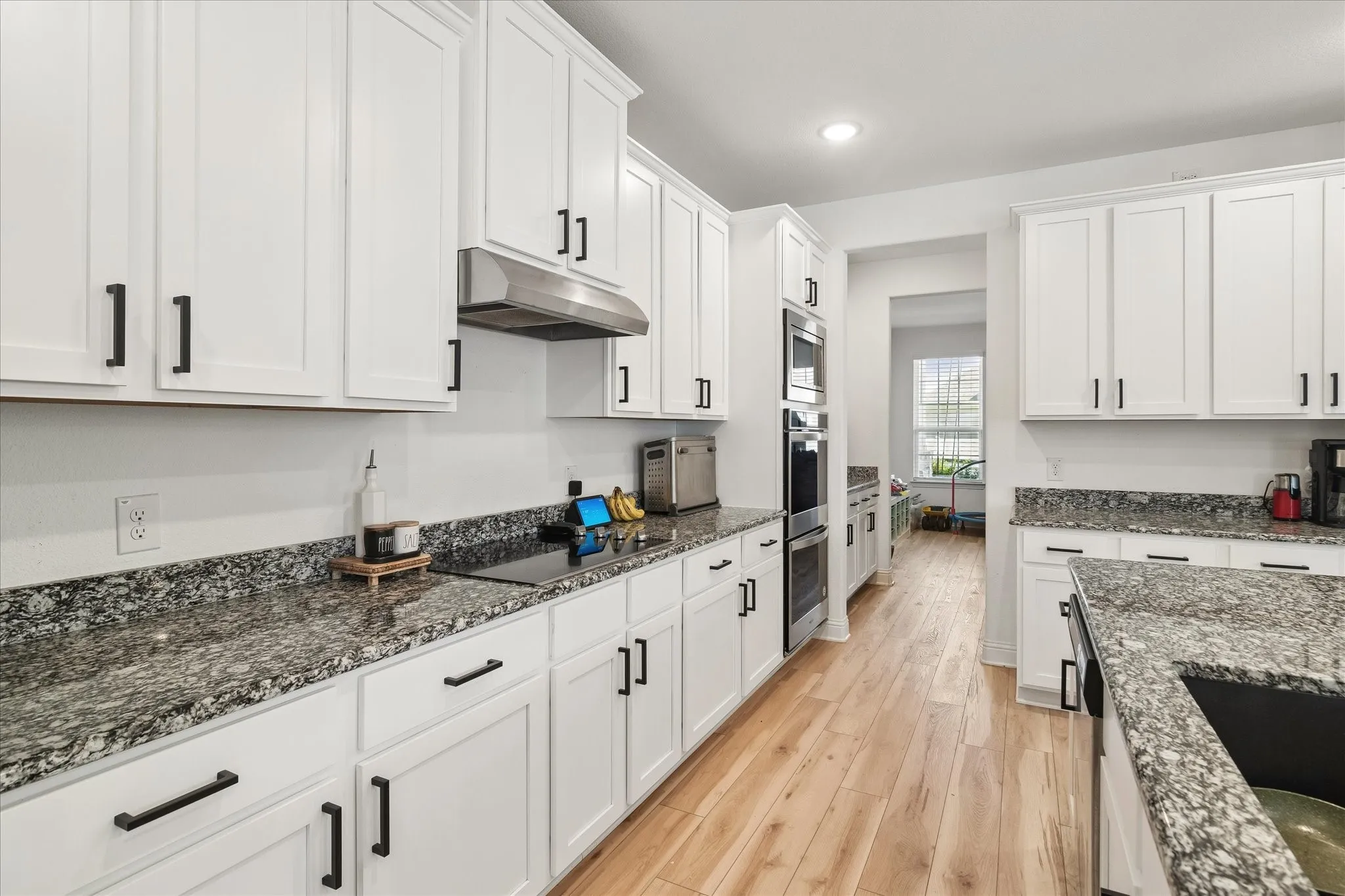 Single Family Residence For Rent in Denton County , 10032 Travis Drive, Providence Village, Texas 76227, 4 Bedroom, 4 Bathroom, 2 Garage spaces, 3,070 Sqft, built in 2020, mls#21350598, Real Estate Agent in Providence Village, Homes For Rent in Denton county, Homes For Rent in Providence Village, Realtor in Providence Village Texas, Real Estate Brokerage Independent Realty Texas, Luminita Cordes Realtor