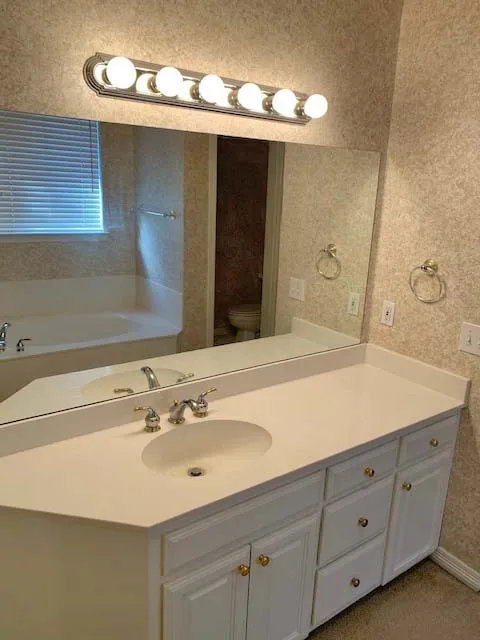 Single Family Residence For Rent in Denton County , 1113 Ellison Park Circle, Denton, Texas 76205, 3 Bedroom, 2 Bathroom, 2 Garage spaces, 1,776 Sqft, built in 1999, Price $2,195, mls#21351543, Real Estate Agent in Denton, Homes For Rent in Denton county, Homes For Rent in Denton, Realtor in Denton Texas, Real Estate Brokerage Independent Realty Texas, Luminita Cordes Realtor