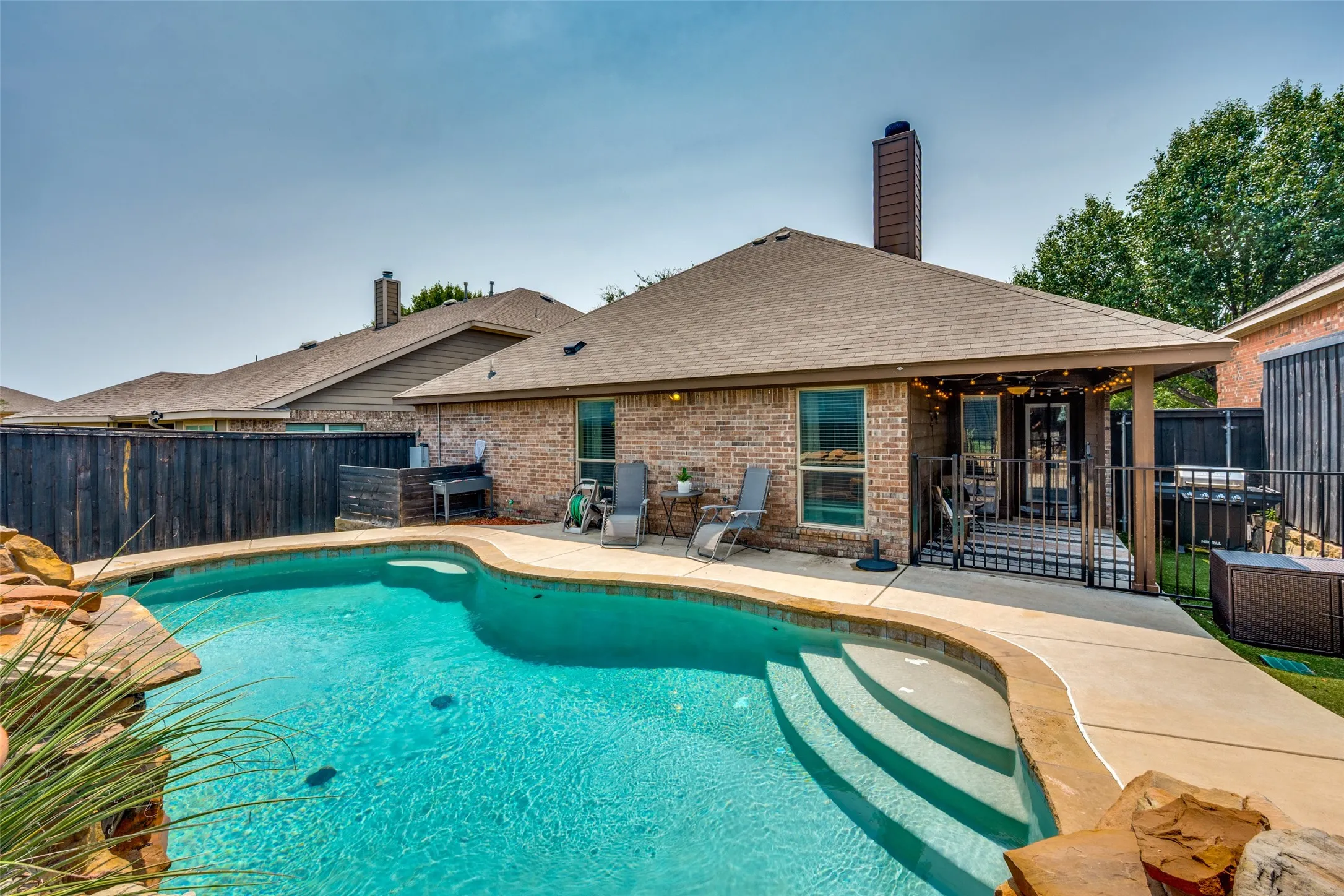 Single Family Residence For Sale in Tarrant County , 6108 Amberjack Trail, Fort Worth, Texas 76179, 4 Bedroom, 2 Bathroom, 2 Garage spaces, 1,609 Sqft, built in 2014, mls#21351568, Real Estate Agent in Fort Worth, Homes For Sale in Tarrant county, Homes For Sale in Fort Worth, Realtor in Fort Worth Texas, Real Estate Brokerage Independent Realty Texas, Luminita Cordes Realtor