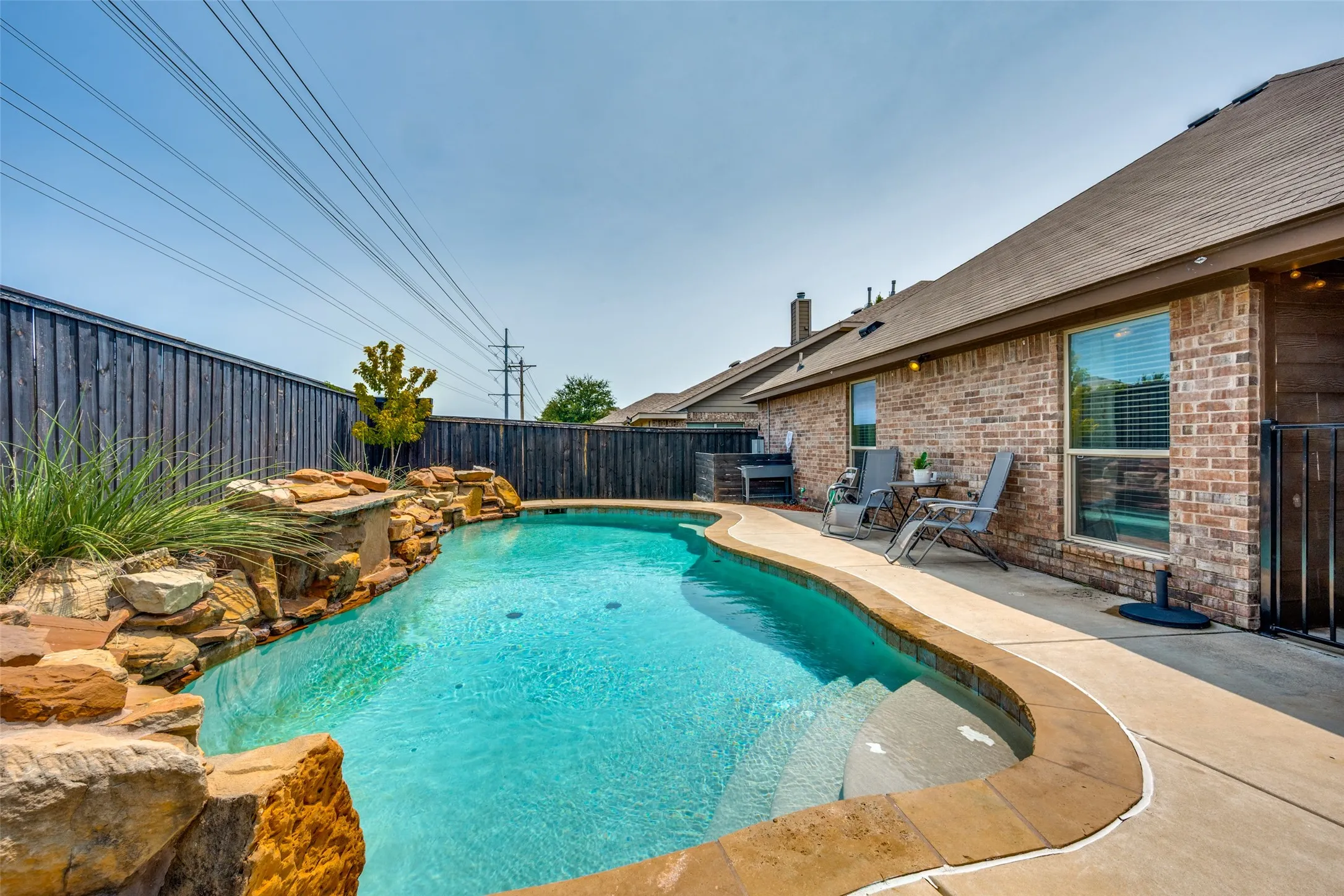 Single Family Residence For Sale in Tarrant County , 6108 Amberjack Trail, Fort Worth, Texas 76179, 4 Bedroom, 2 Bathroom, 2 Garage spaces, 1,609 Sqft, built in 2014, mls#21351568, Real Estate Agent in Fort Worth, Homes For Sale in Tarrant county, Homes For Sale in Fort Worth, Realtor in Fort Worth Texas, Real Estate Brokerage Independent Realty Texas, Luminita Cordes Realtor