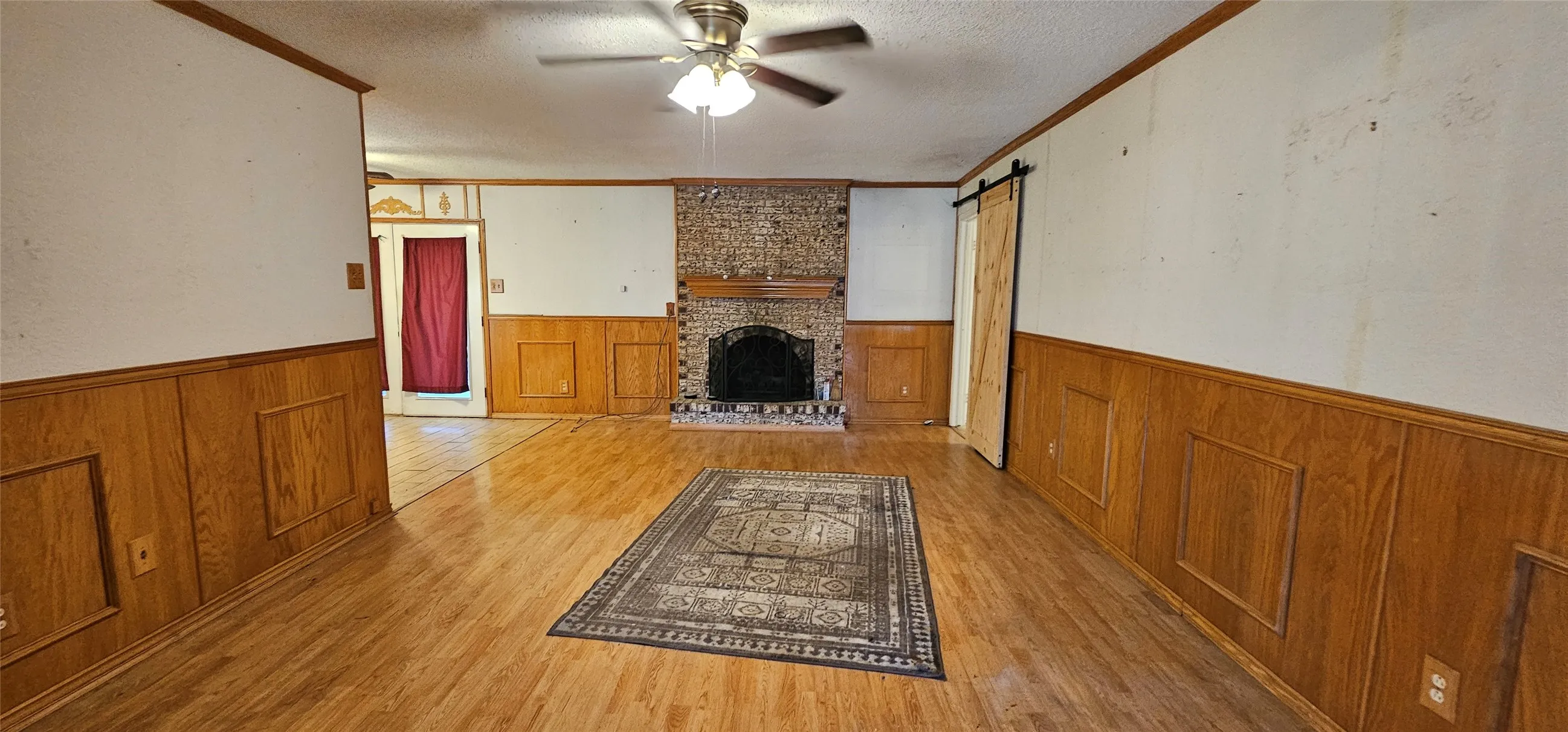 Single Family Residence For Sale in Kaufman County , 14325 Melody Lane, Forney, Texas 75126, 5 Bedrooms, 3 Bathrooms, 2 Garage spaces, 1,992 Sqft, built in 1969, Price $380,000, mls#21351583, Real Estate Agent in Forney, Homes For Sale in Kaufman county, Homes For Sale in Forney, Realtor in Forney Texas, Real Estate Brokerage Independent Realty Texas, Luminita Cordes Realtor