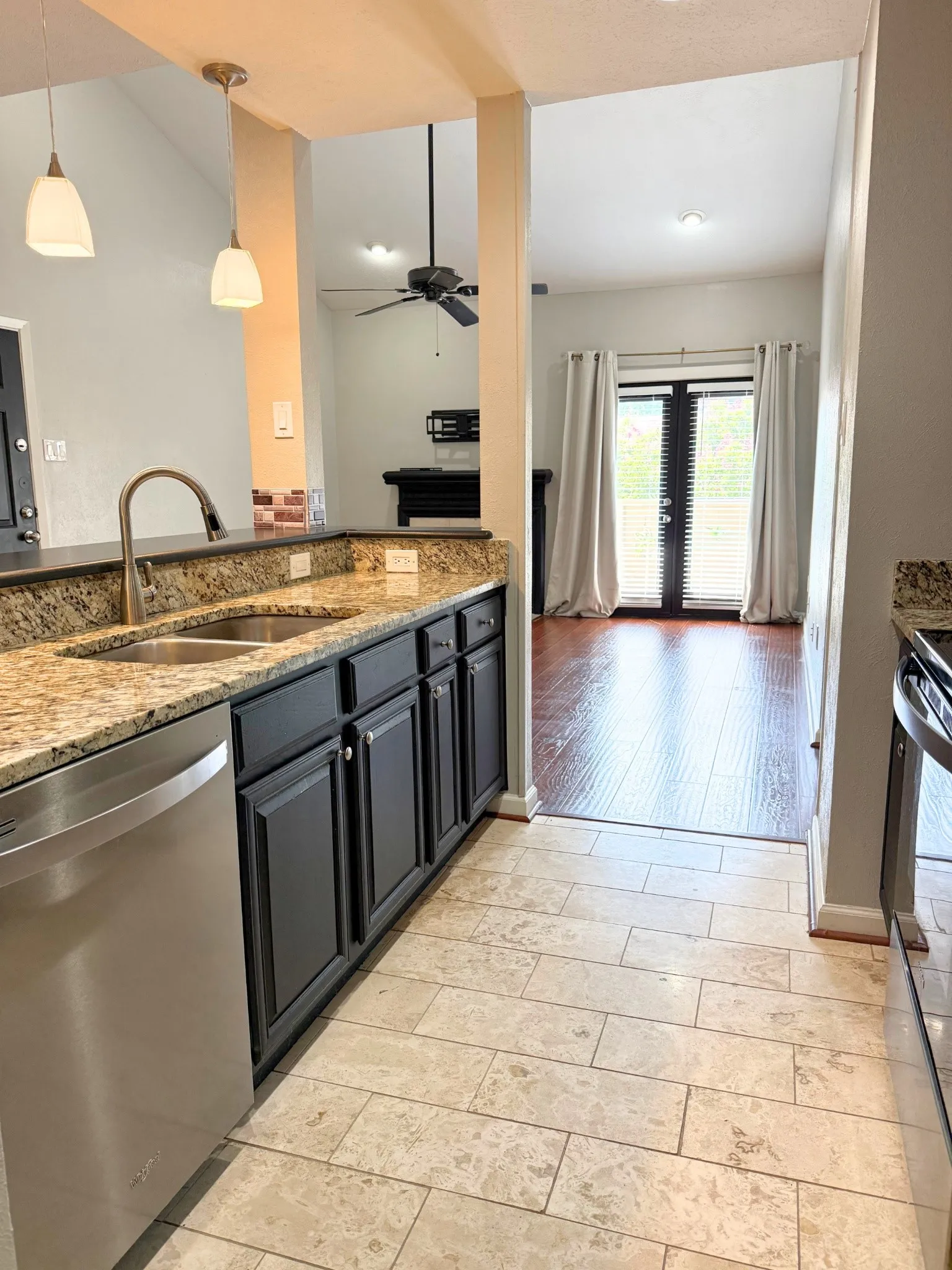 Condominium For Rent in Dallas County , 8601 Park Lane 732, Dallas, Texas 75231, 1 Bedroom, 1 Bathroom, Garage spaces, 794 Sqft, built in 1982, mls#21351598, Real Estate Agent in Dallas, Homes For Rent in Dallas county, Homes For Rent in Dallas, Realtor in Dallas Texas, Real Estate Brokerage Independent Realty Texas, Luminita Cordes Realtor
