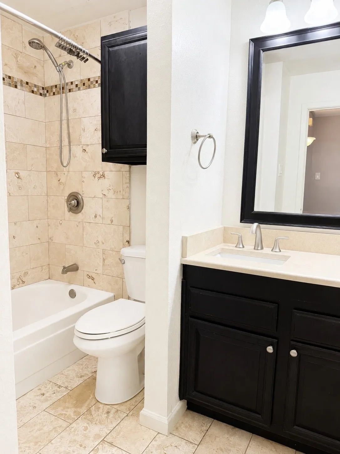 Condominium For Rent in Dallas County , 8601 Park Lane 732, Dallas, Texas 75231, 1 Bedroom, 1 Bathroom, Garage spaces, 794 Sqft, built in 1982, mls#21351598, Real Estate Agent in Dallas, Homes For Rent in Dallas county, Homes For Rent in Dallas, Realtor in Dallas Texas, Real Estate Brokerage Independent Realty Texas, Luminita Cordes Realtor