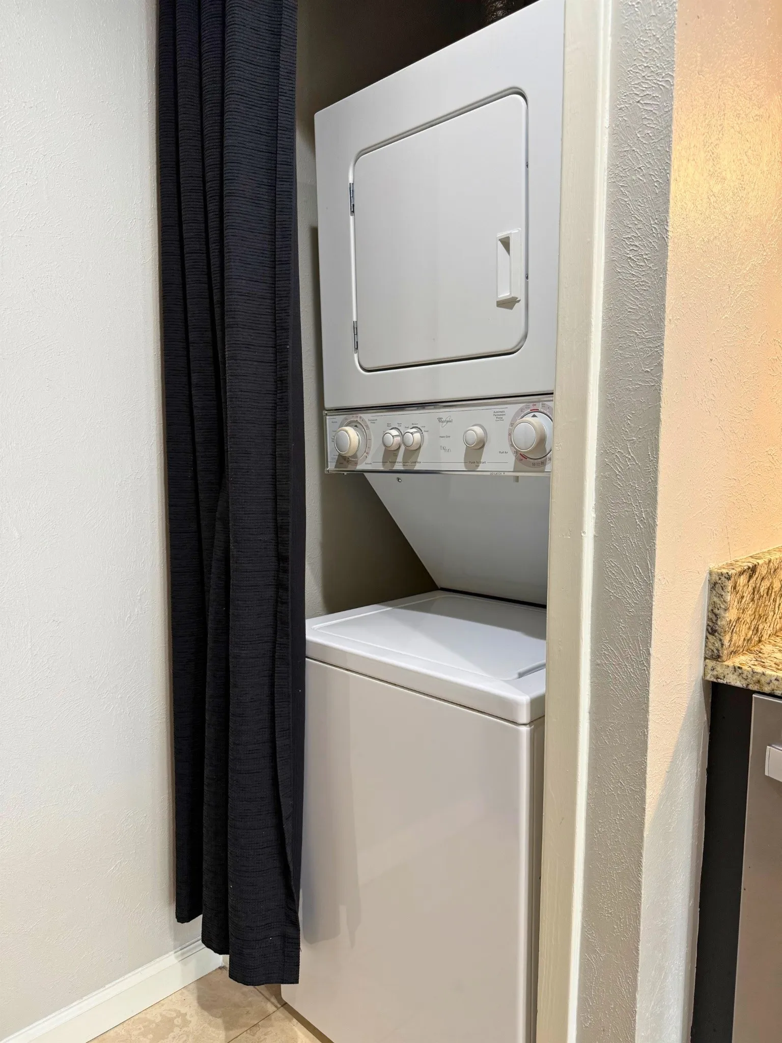 Condominium For Rent in Dallas County , 8601 Park Lane 732, Dallas, Texas 75231, 1 Bedroom, 1 Bathroom, Garage spaces, 794 Sqft, built in 1982, mls#21351598, Real Estate Agent in Dallas, Homes For Rent in Dallas county, Homes For Rent in Dallas, Realtor in Dallas Texas, Real Estate Brokerage Independent Realty Texas, Luminita Cordes Realtor