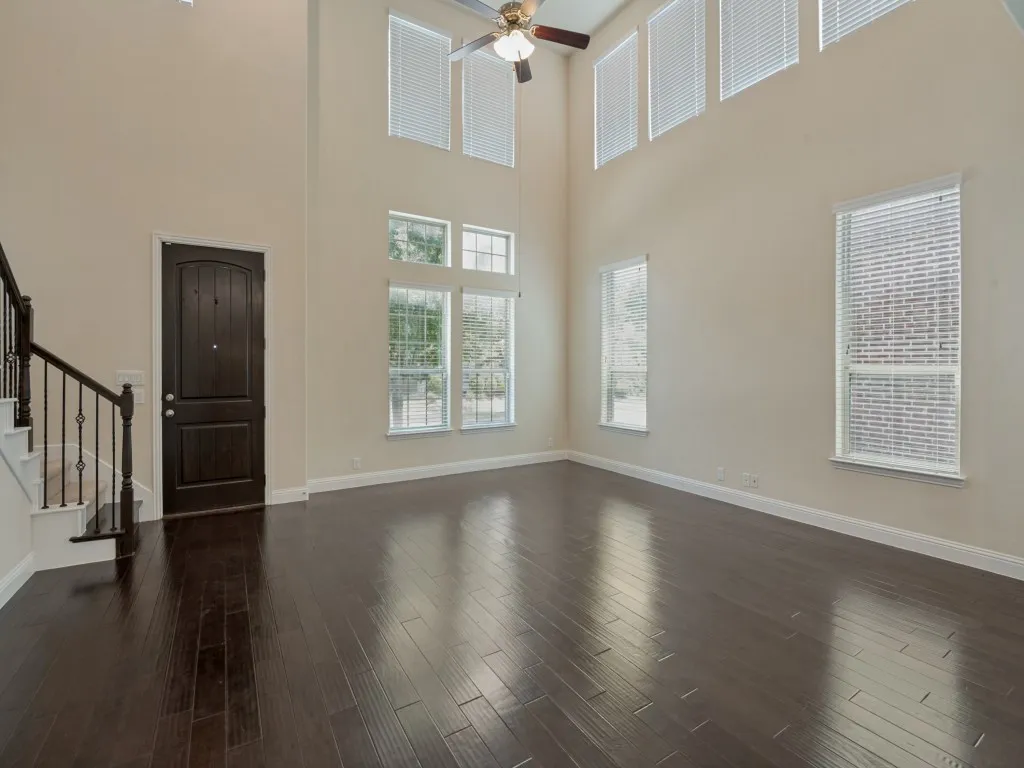 Single Family Residence For Rent in Collin County , 3724 Cobblecreek Drive, Mc Kinney, Texas 75070, 3 Bedroom, 3 Bathroom, 2 Garage spaces, 2,039 Sqft, built in 2016, mls#21344961, Real Estate Agent in Mc Kinney, Homes For Rent in Collin county, Homes For Rent in Mc Kinney, Realtor in Mc Kinney Texas, Real Estate Brokerage Independent Realty Texas, Luminita Cordes Realtor