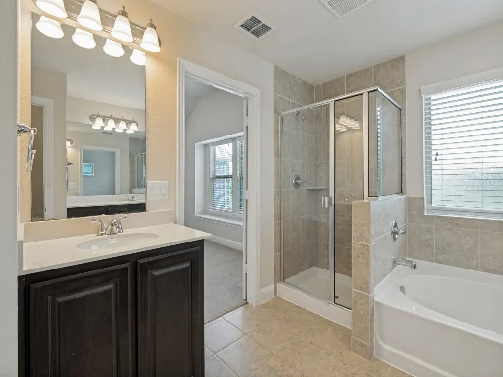 Single Family Residence For Rent in Collin County , 3724 Cobblecreek Drive, Mc Kinney, Texas 75070, 3 Bedroom, 3 Bathroom, 2 Garage spaces, 2,039 Sqft, built in 2016, mls#21344961, Real Estate Agent in Mc Kinney, Homes For Rent in Collin county, Homes For Rent in Mc Kinney, Realtor in Mc Kinney Texas, Real Estate Brokerage Independent Realty Texas, Luminita Cordes Realtor