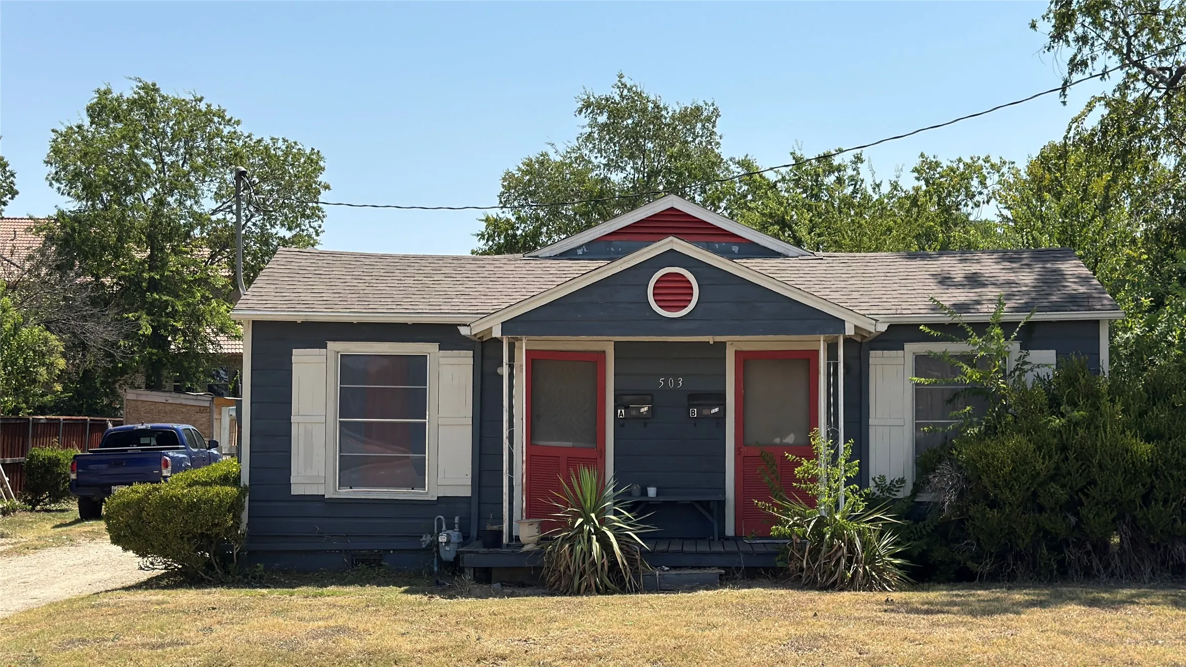 Single Family Residence For Sale in Dallas County , 503 S Greenville Avenue, Richardson, Texas 75081, 2 Bedrooms, 2 Bathrooms, Garage spaces, 1,135 Sqft, built in 1950, Price $399,000, mls#21351529, Real Estate Agent in Richardson, Homes For Sale in Dallas county, Homes For Sale in Richardson, Realtor in Richardson Texas, Real Estate Brokerage Independent Realty Texas, Luminita Cordes Realtor