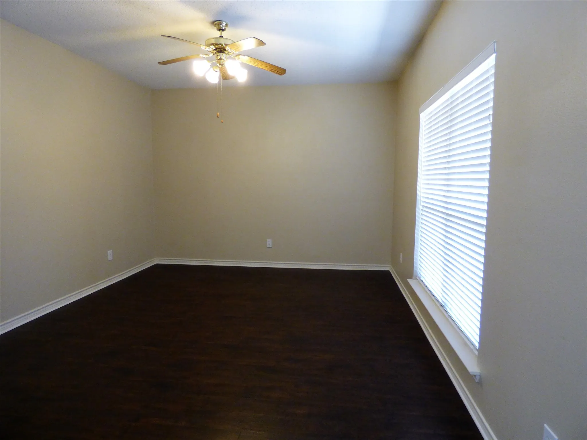 Single Family Residence For Rent in Collin County , 1509 Appalachian Drive, Allen, Texas 75002, 4 Bedroom, 3 Bathroom, 2 Garage spaces, 2,775 Sqft, built in 2000, mls#21349515, Real Estate Agent in Allen, Homes For Rent in Collin county, Homes For Rent in Allen, Realtor in Allen Texas, Real Estate Brokerage Independent Realty Texas, Luminita Cordes Realtor
