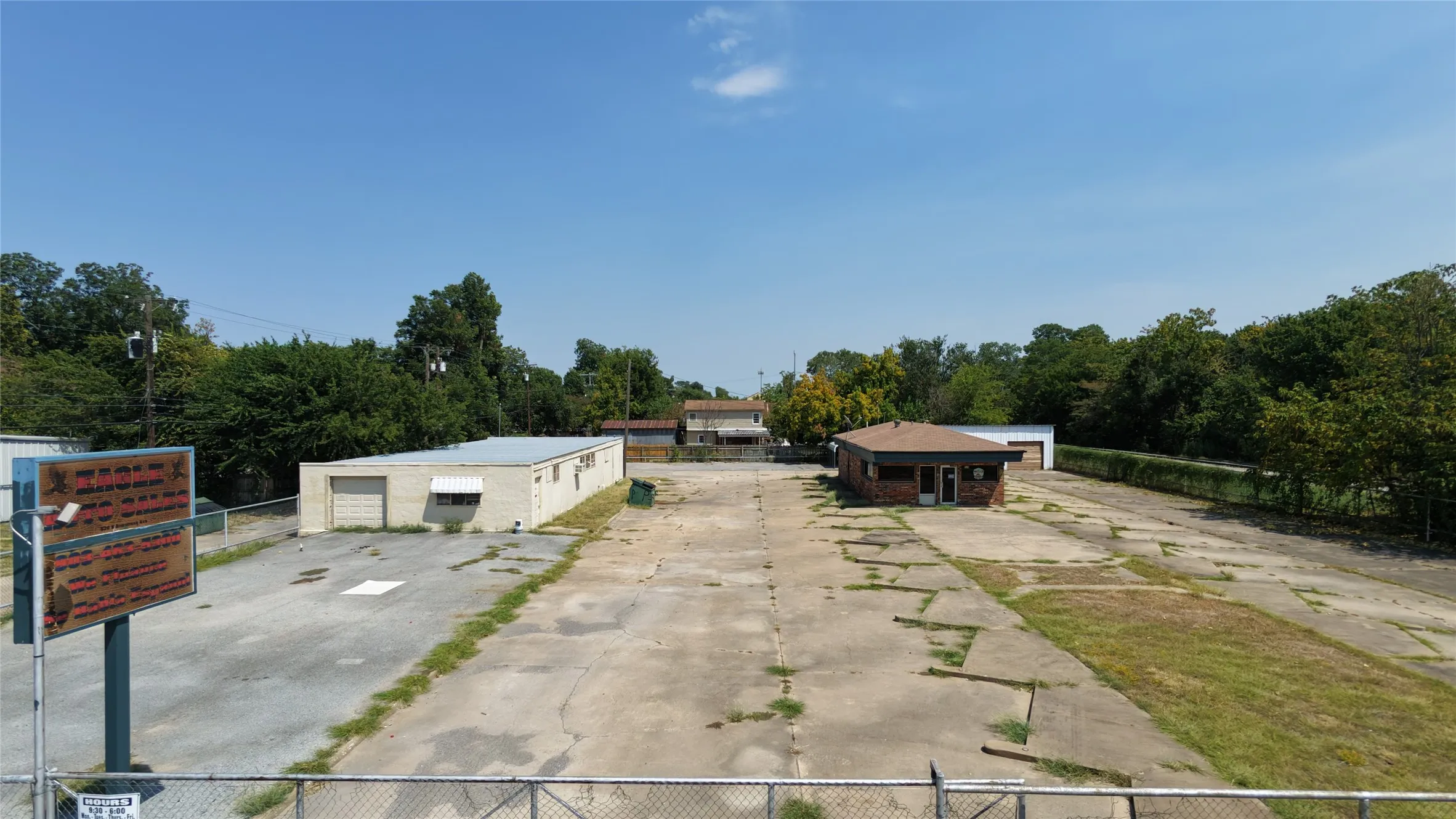 Business For Rent in Grayson County , 514-520 S Armstrong Avenue, Denison, Texas 75020, 0, 0, Garage spaces, 0 Sqft, built in 1975, mls#21351460, Real Estate Agent in Denison, Homes For Rent in Grayson county, Homes For Rent in Denison, Realtor in Denison Texas, Real Estate Brokerage Independent Realty Texas, Luminita Cordes Realtor