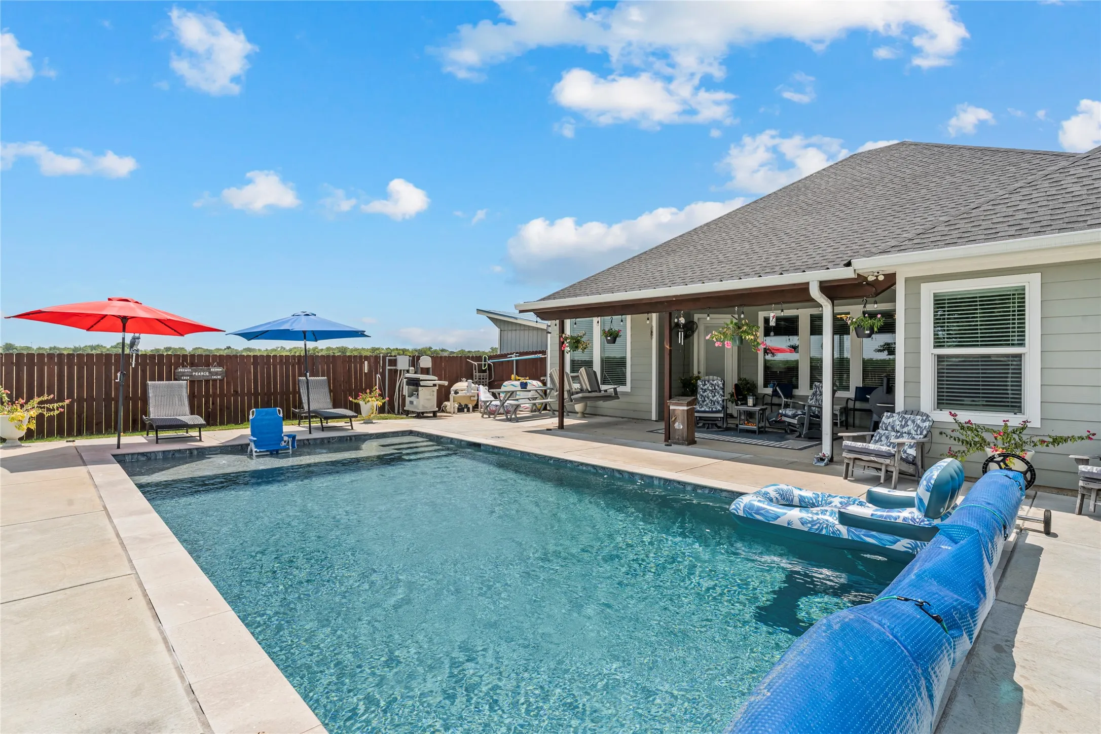 Single Family Residence For Sale in Mc Lennan County , 225 Swan Lake, Waco, Texas 76708, 3 Bedroom, 2 Bathroom, 2 Garage spaces, 1,775 Sqft, built in 2019, mls#21351231, Real Estate Agent in Waco, Homes For Sale in Mc Lennan county, Homes For Sale in Waco, Realtor in Waco Texas, Real Estate Brokerage Independent Realty Texas, Luminita Cordes Realtor